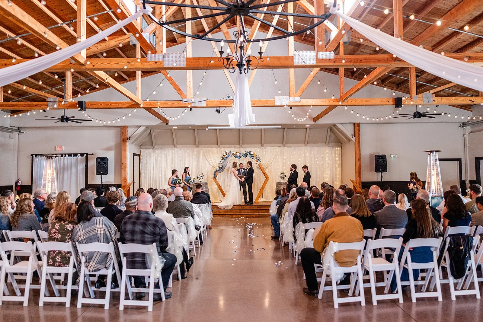 OakandHoodWeddingDay  (6).jpg