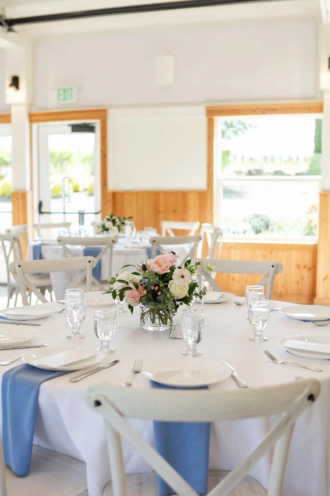 LauraandJeffAuroraVineyardsWeddingDay-62_websize.jpg