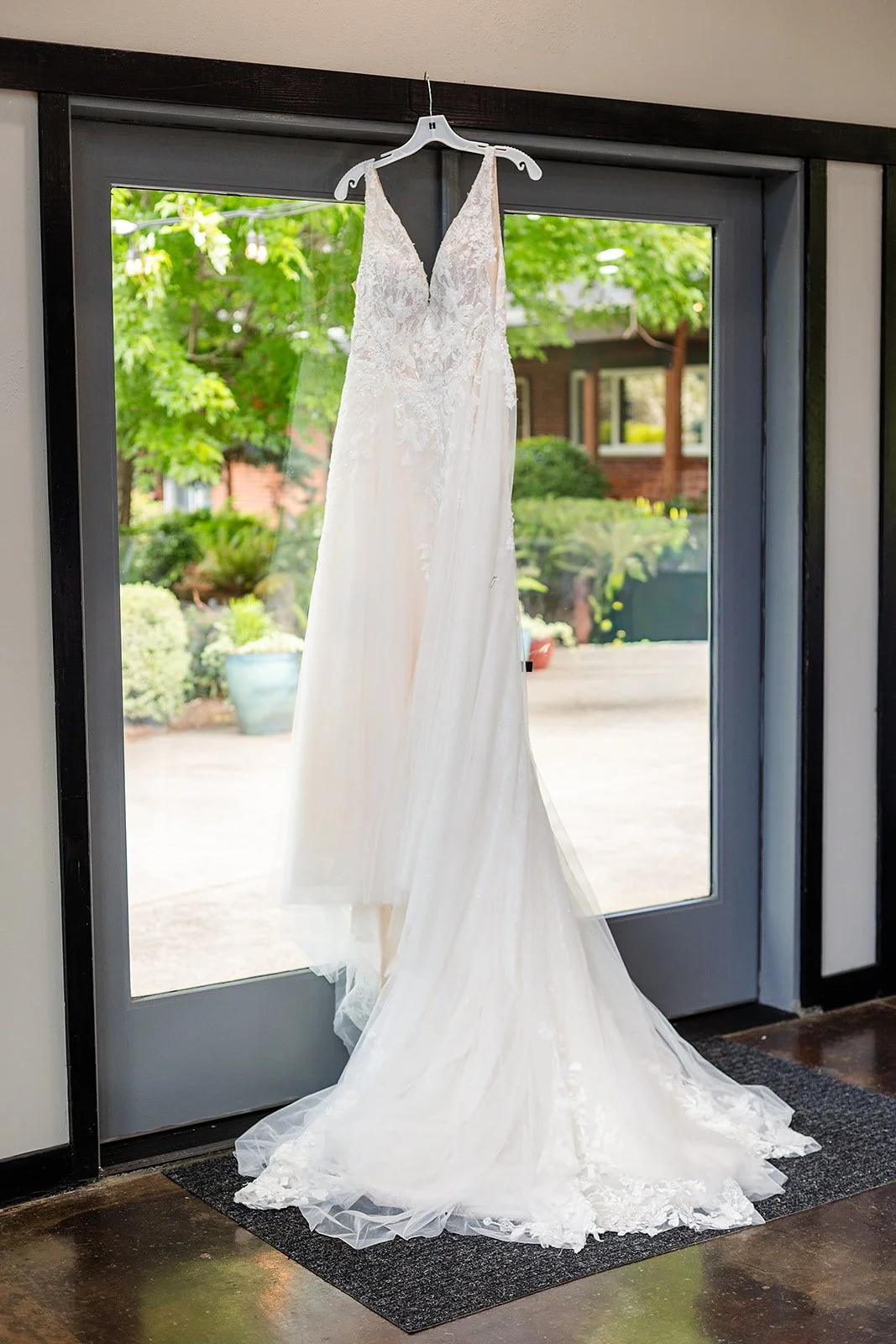 JocelynandTrevorWeddingDayMapleLeafEventsCenter (1).jpg