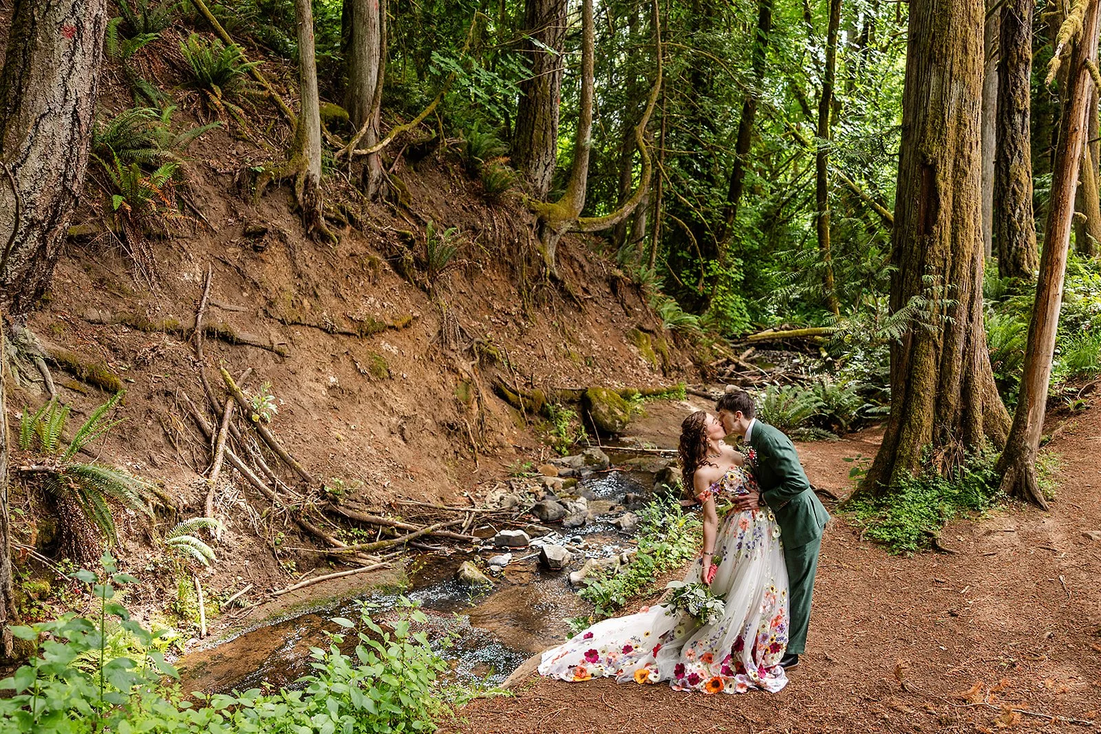 CarindaandCodyWeddingDayHopkinsDemonstrationForest (11).jpg