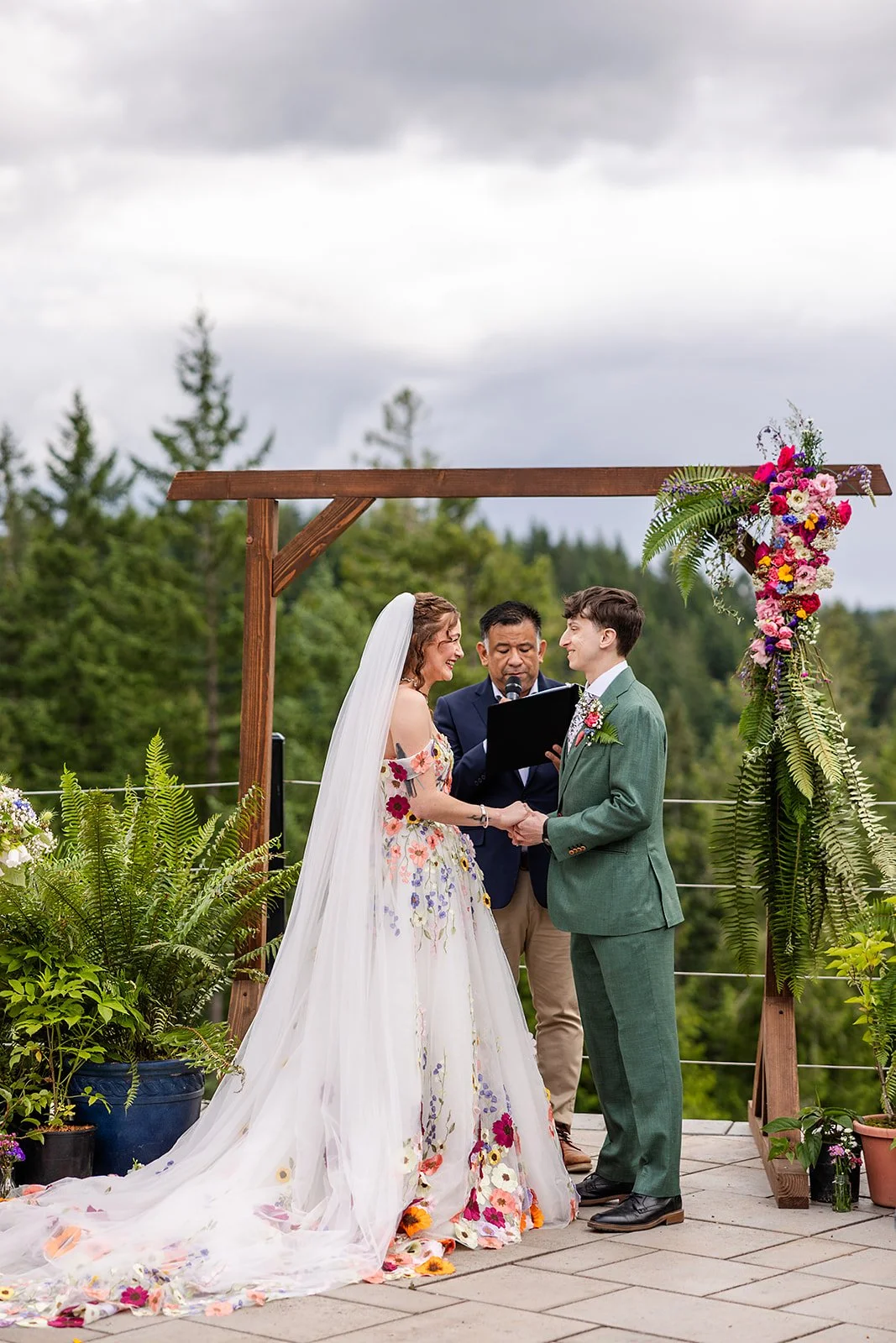 CarindaandCodyWeddingDayHopkinsDemonstrationForest (12).jpg