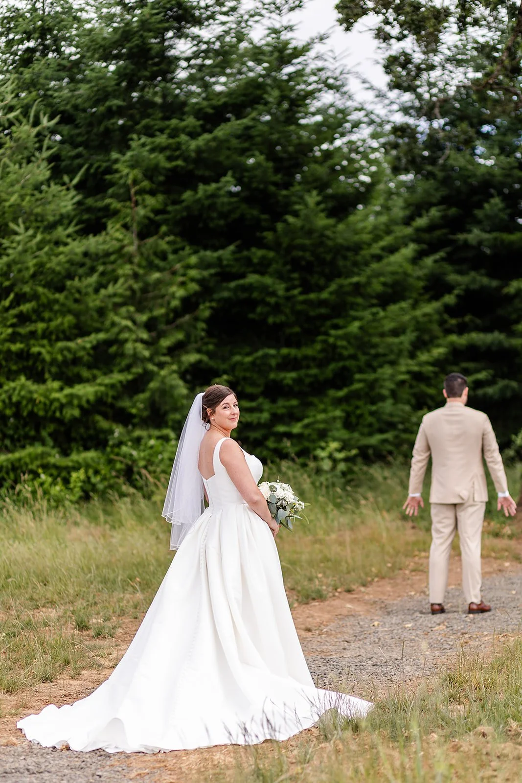 AnneandJoeyWeddingDayGhostHillCellars (6).jpg