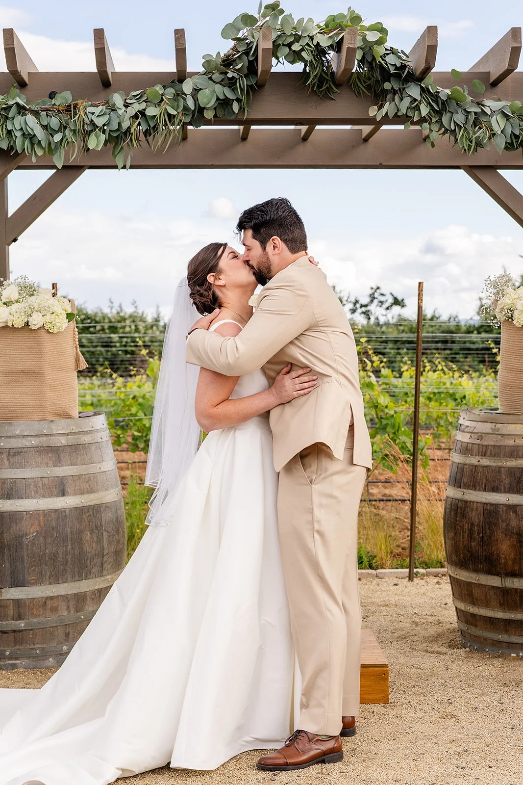 AnneandJoeyWeddingDayGhostHillCellars (16).jpg