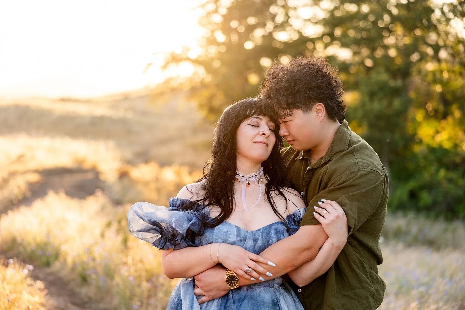 RowenaCrestEngagementSessionOregon (20).jpg