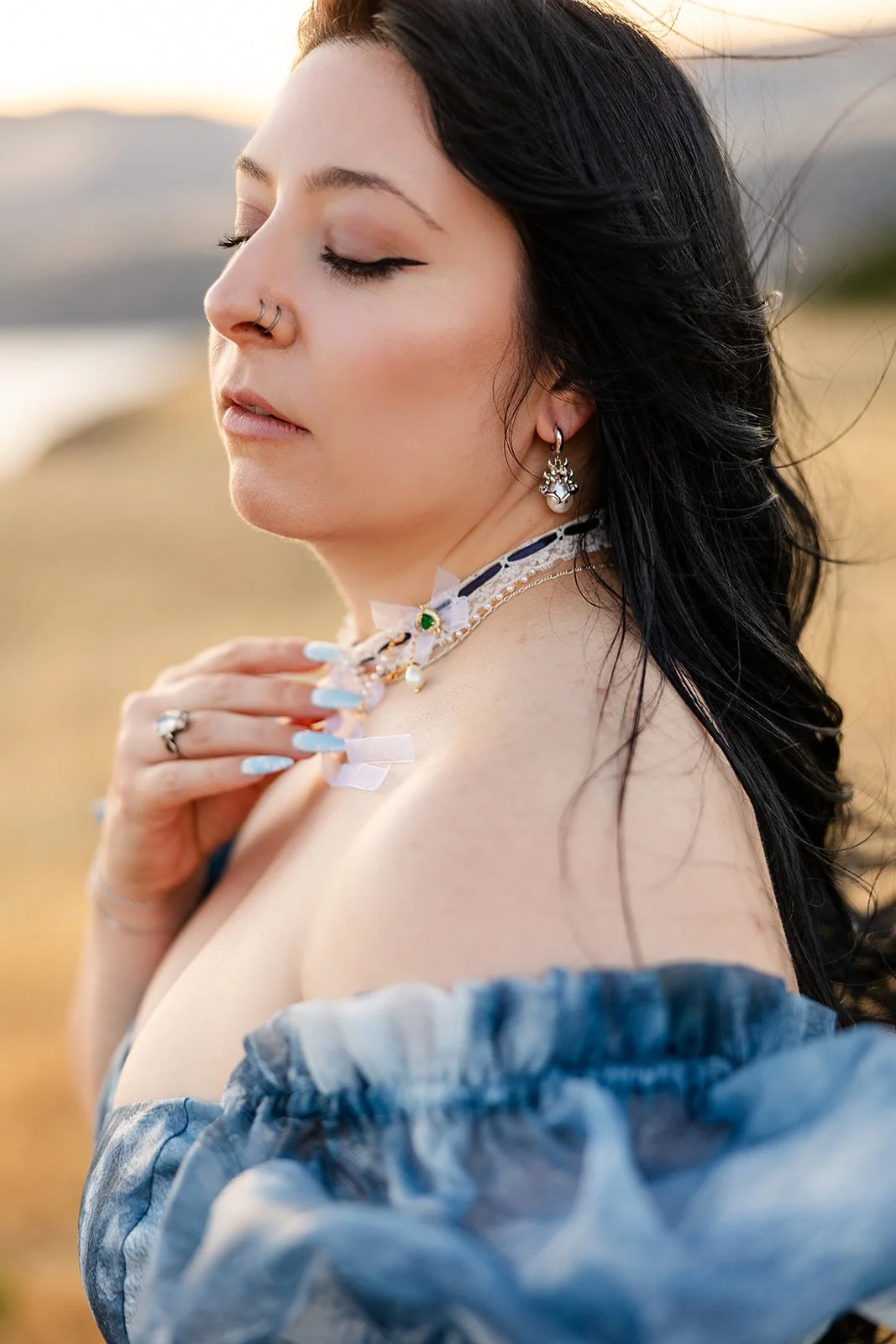 RowenaCrestEngagementSessionOregon (6).jpg
