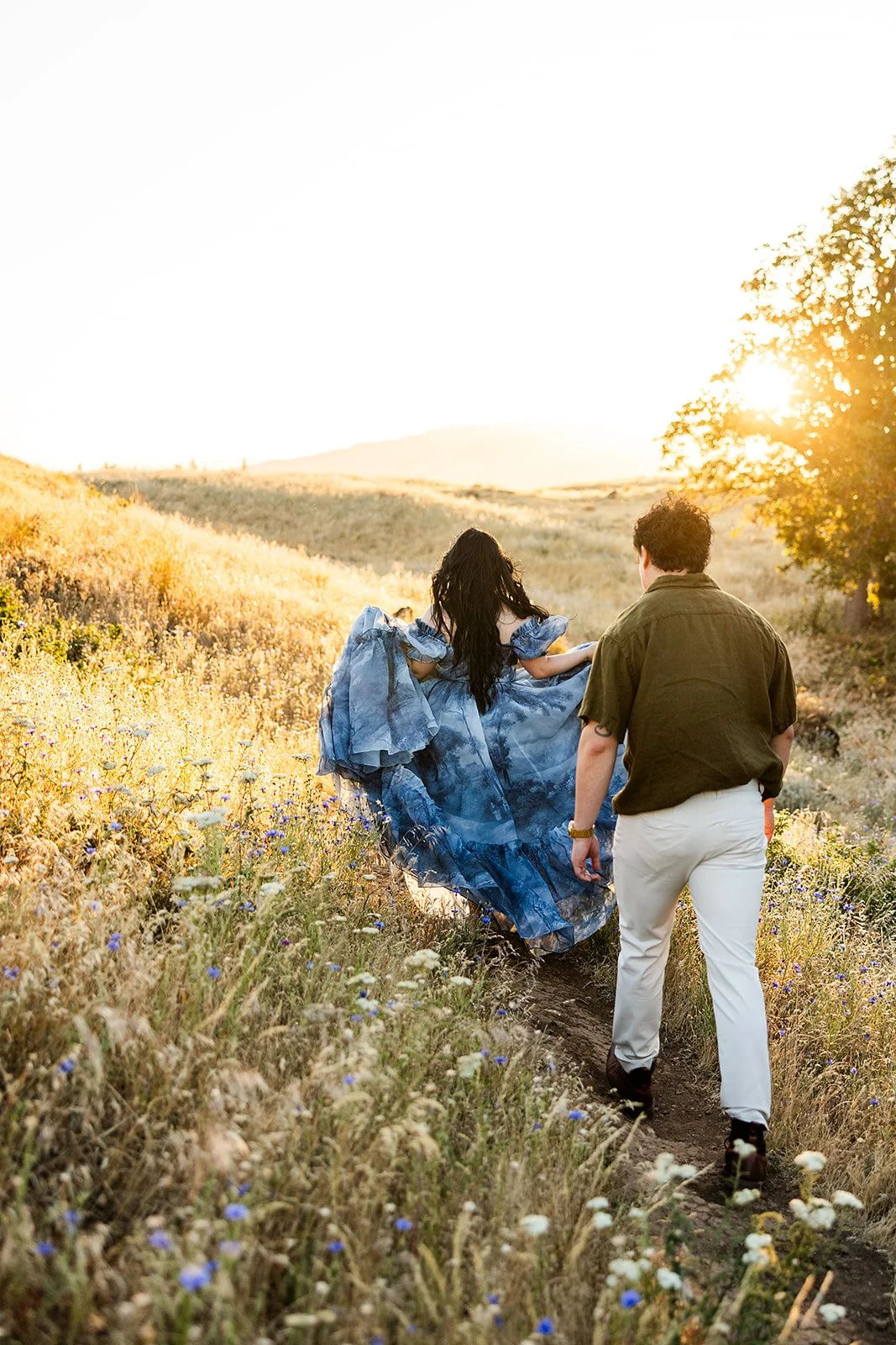 RowenaCrestEngagementSessionOregon (8).jpg