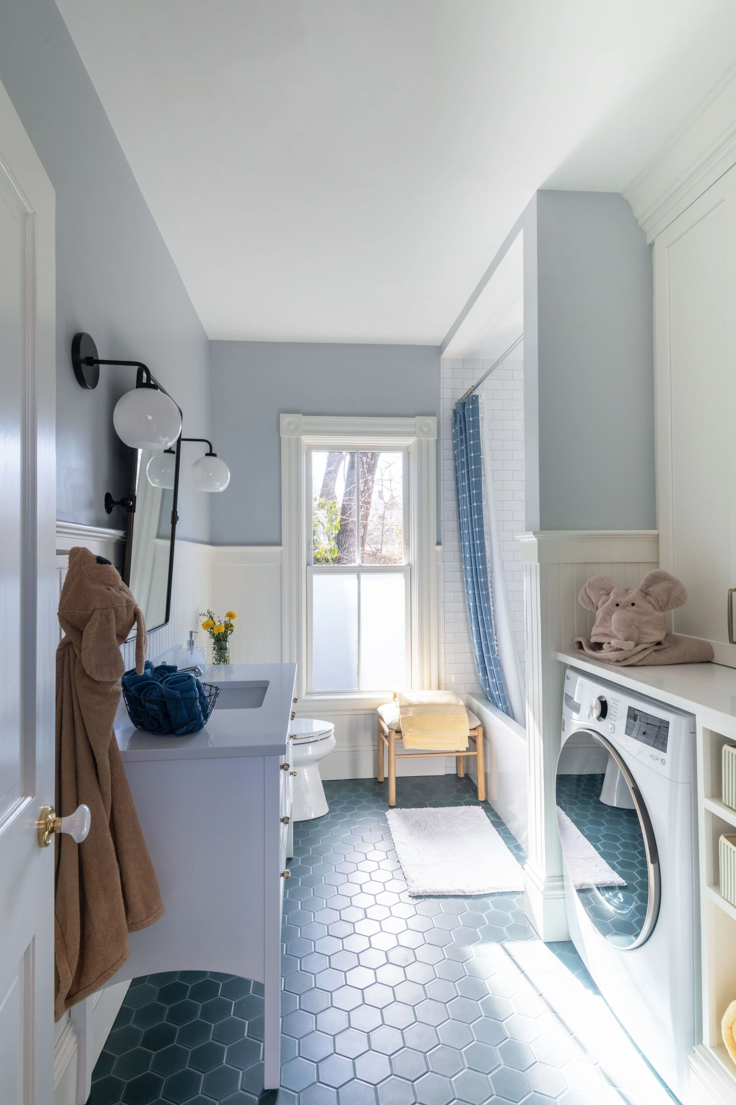 Kid's Bath & Laundry