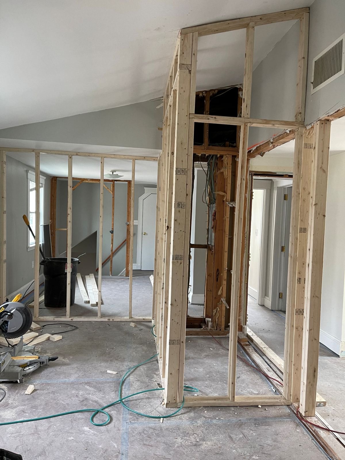 primary closet framing during construcion