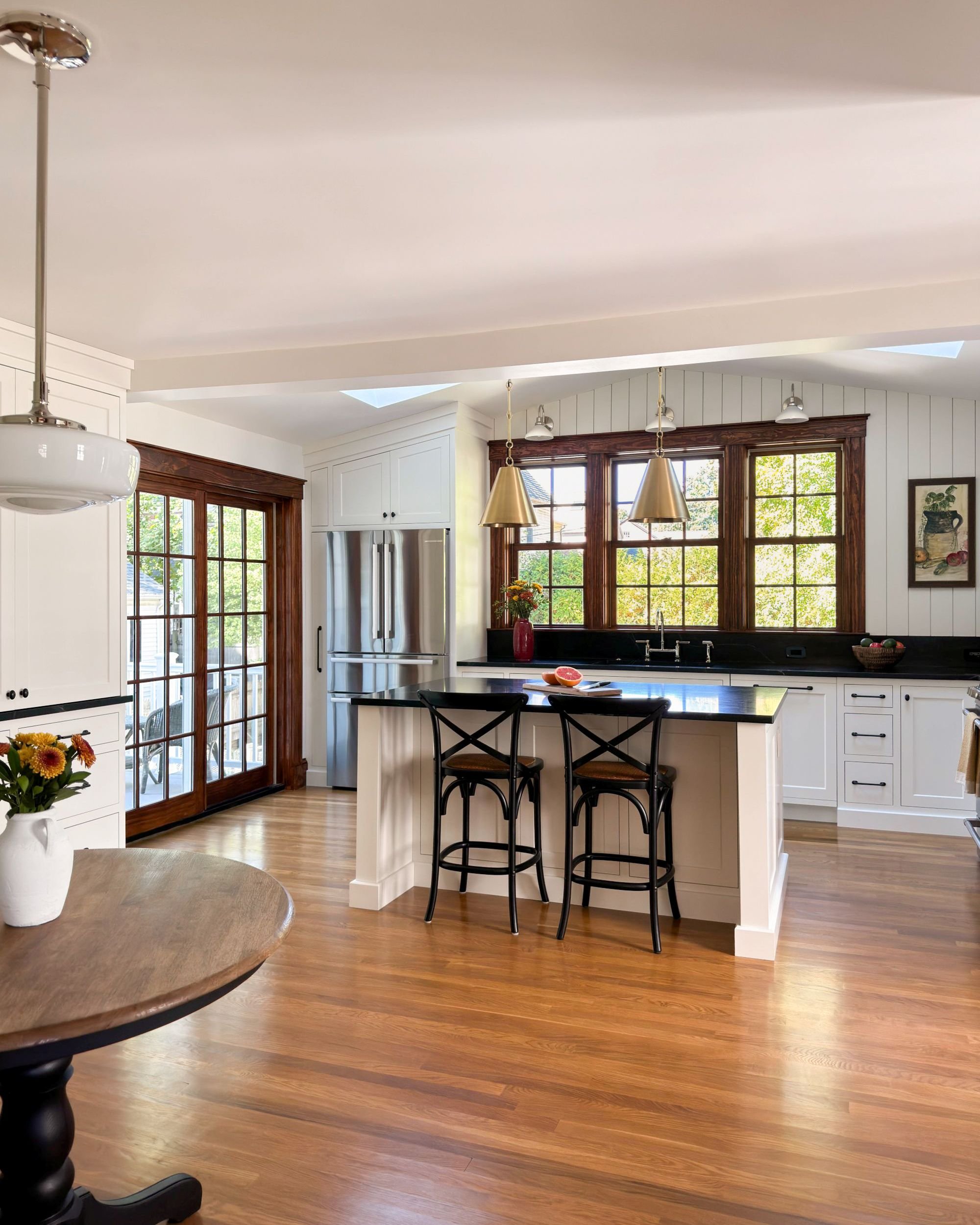 Completed Dutch colonial kitchen in Medford, MA