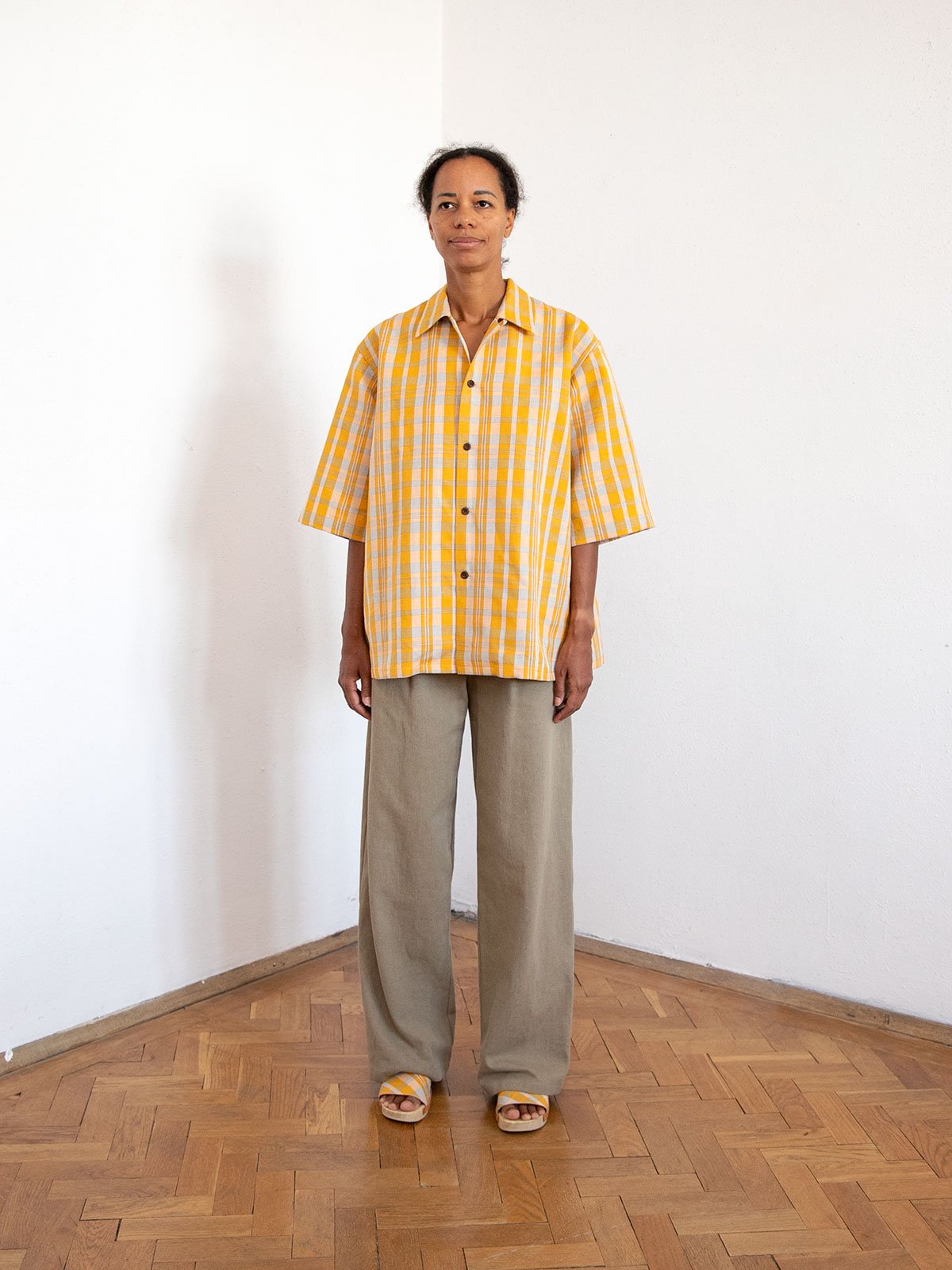 KaroShirtGelbFront.jpg