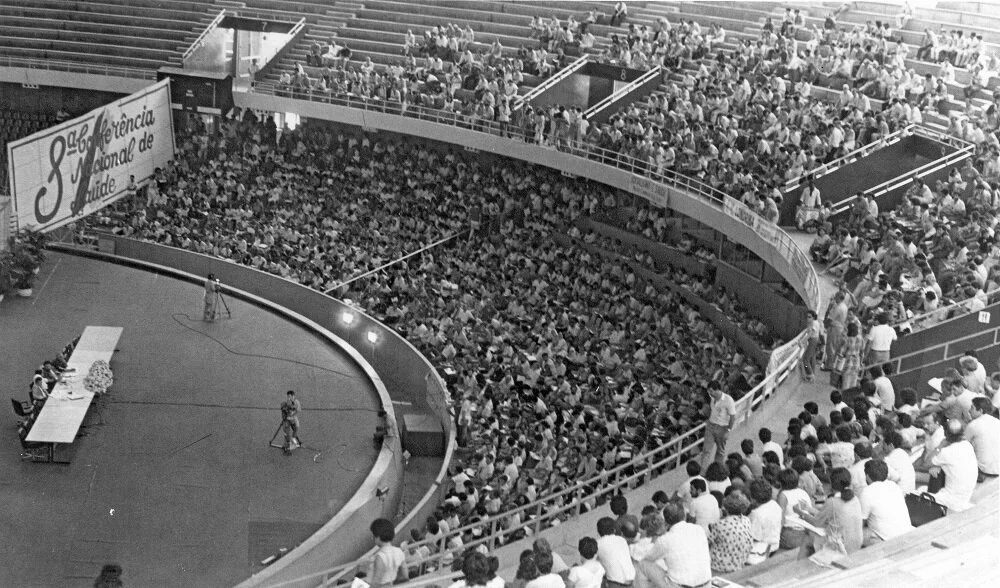 Democracia é saúde: A construção da oitava conferência nacional de saúde