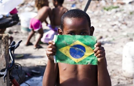 A favela resiste