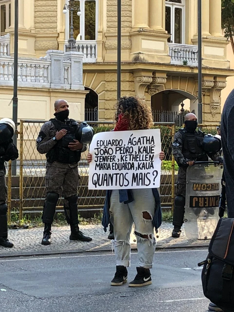 Carta Convite à branquitude