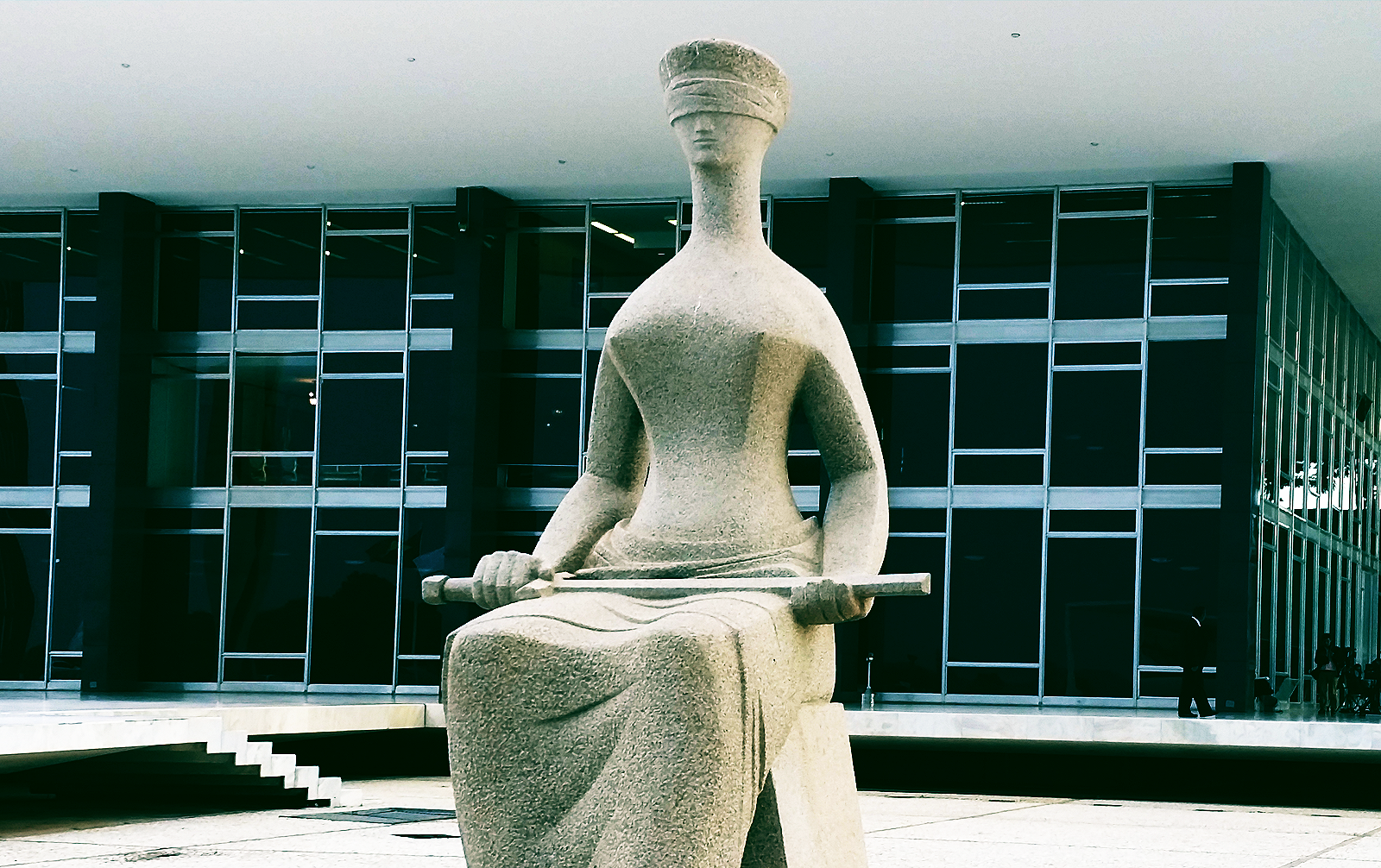 O inquérito das fake news e seus riscos