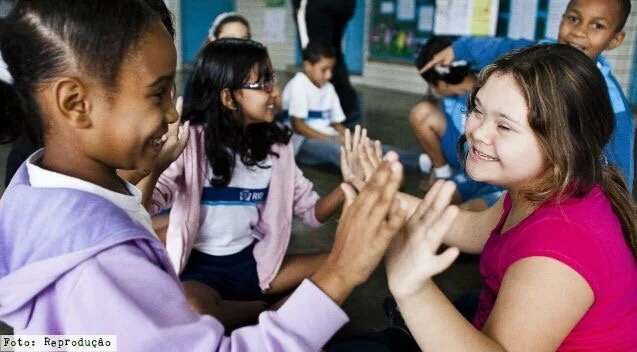 Crianças especiais: família, escola e sociedade