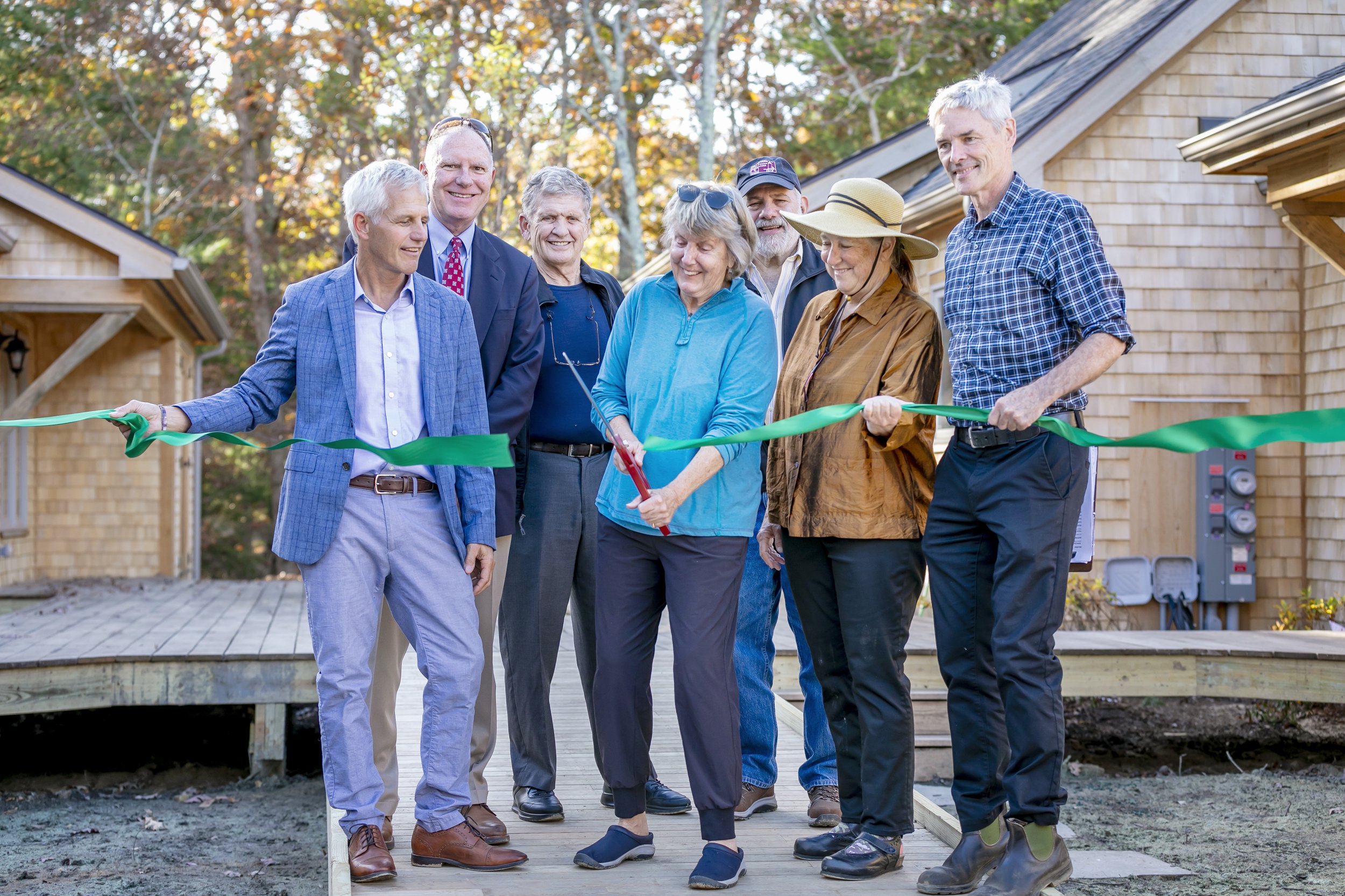 Image 3 22-BAIRD-IHT-KHEUNS-RIBBON CUTTING_0070.jpg