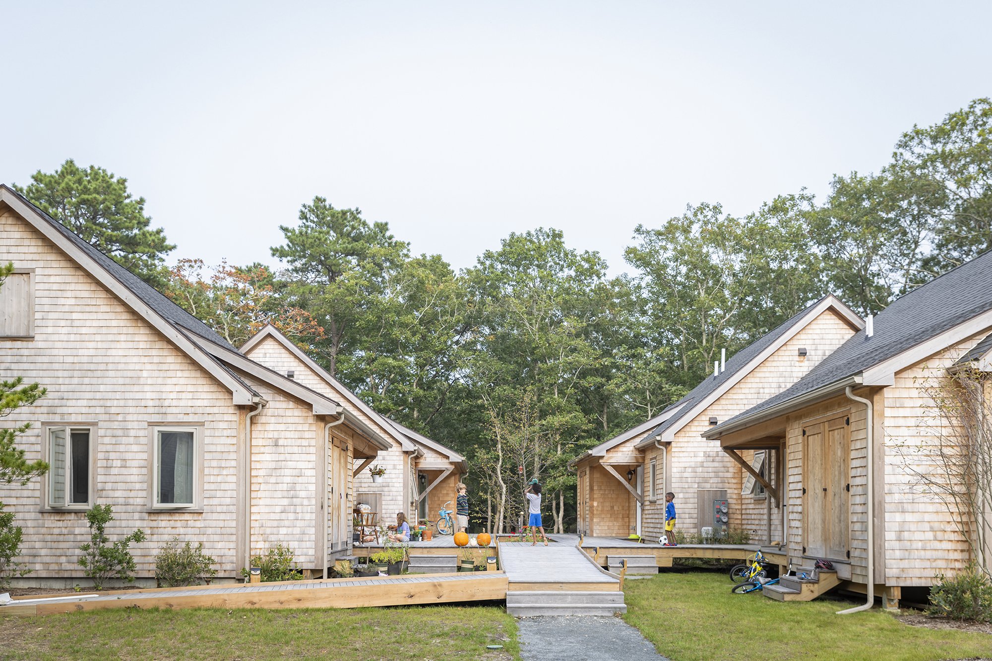 5 23_Baird_KhuensWay-Families_0075.jpg