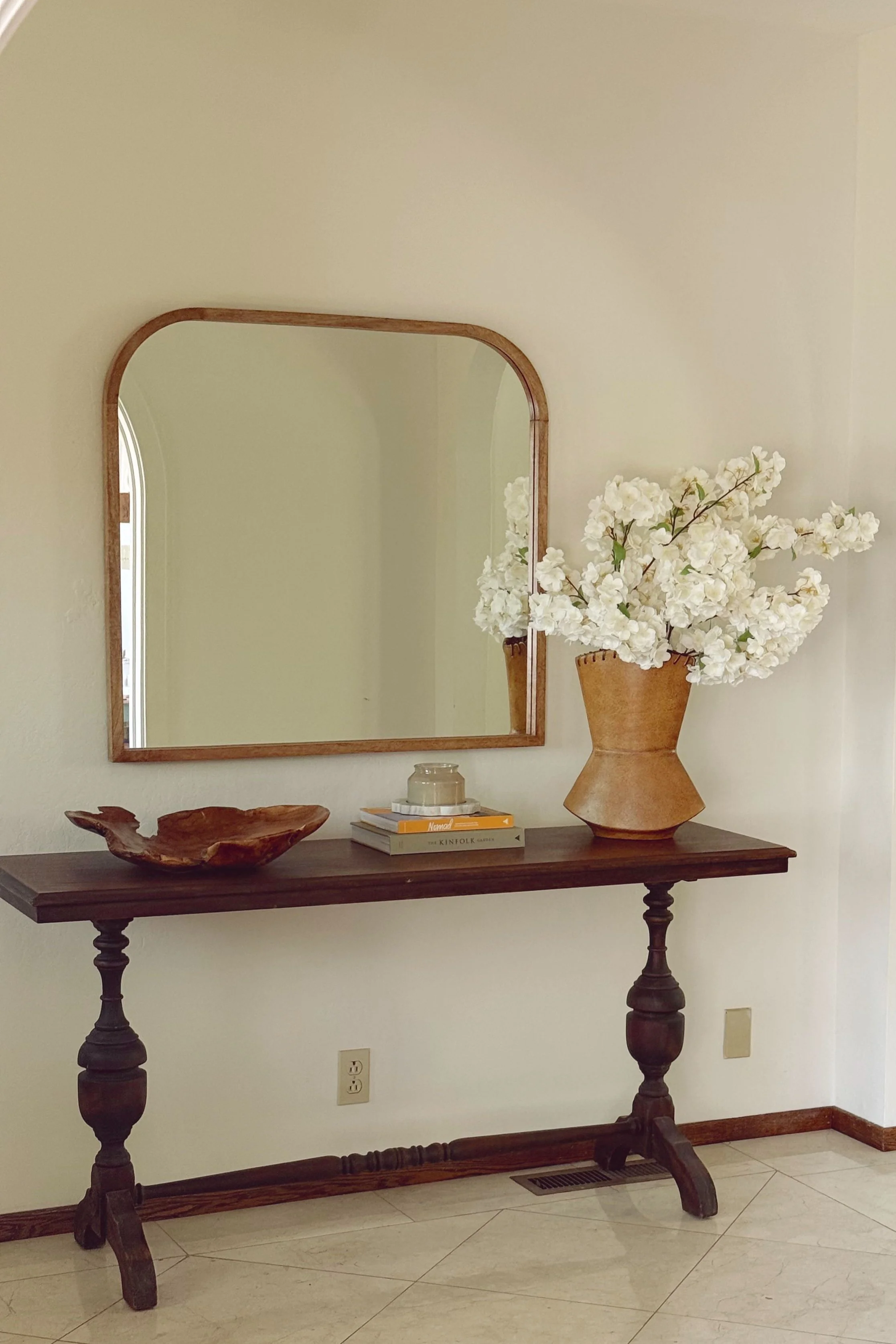 foyer_home_decor_WildZephyr.jpg