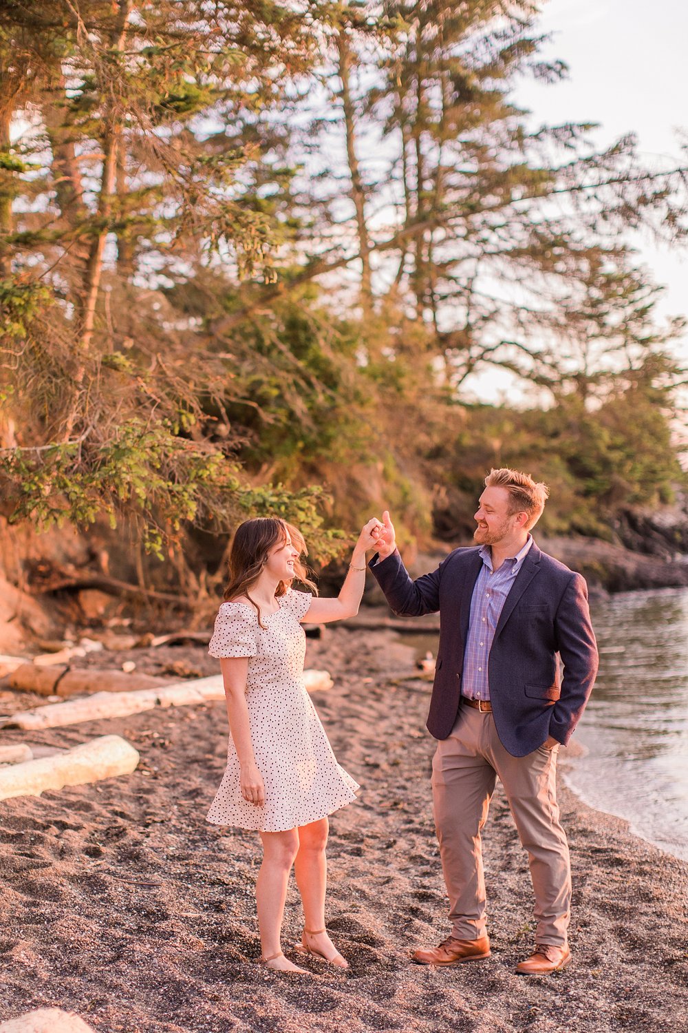 rosario-beach-bellingham-engagement-session_0070.jpg