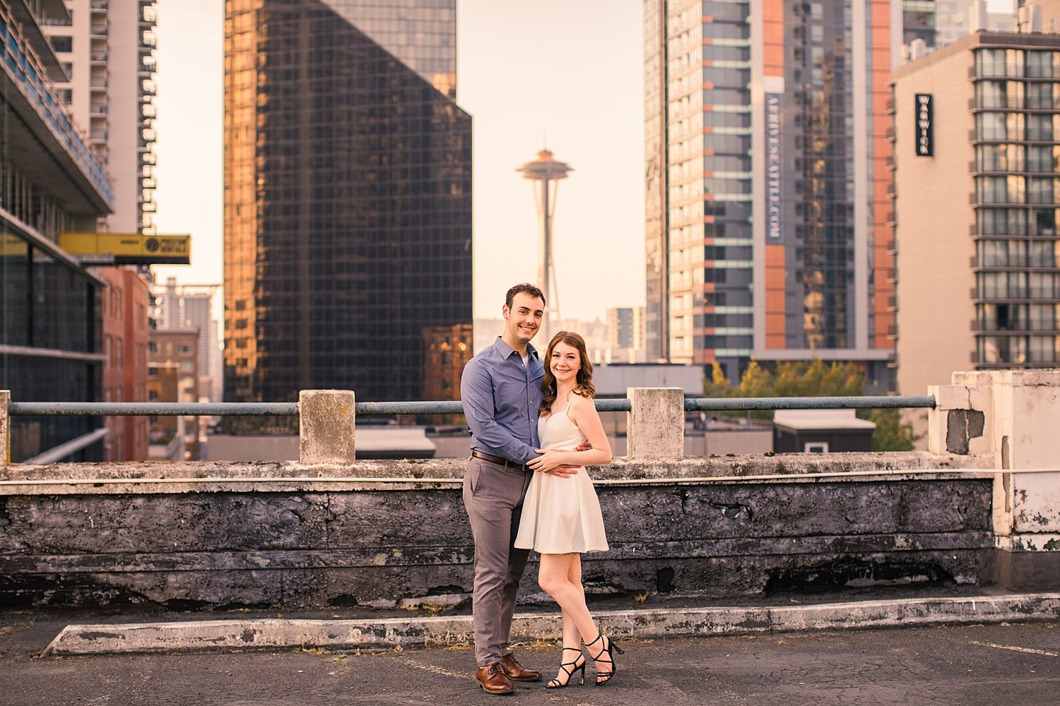 seattle-engagement-session-pike-place-rooftop_0429.jpg