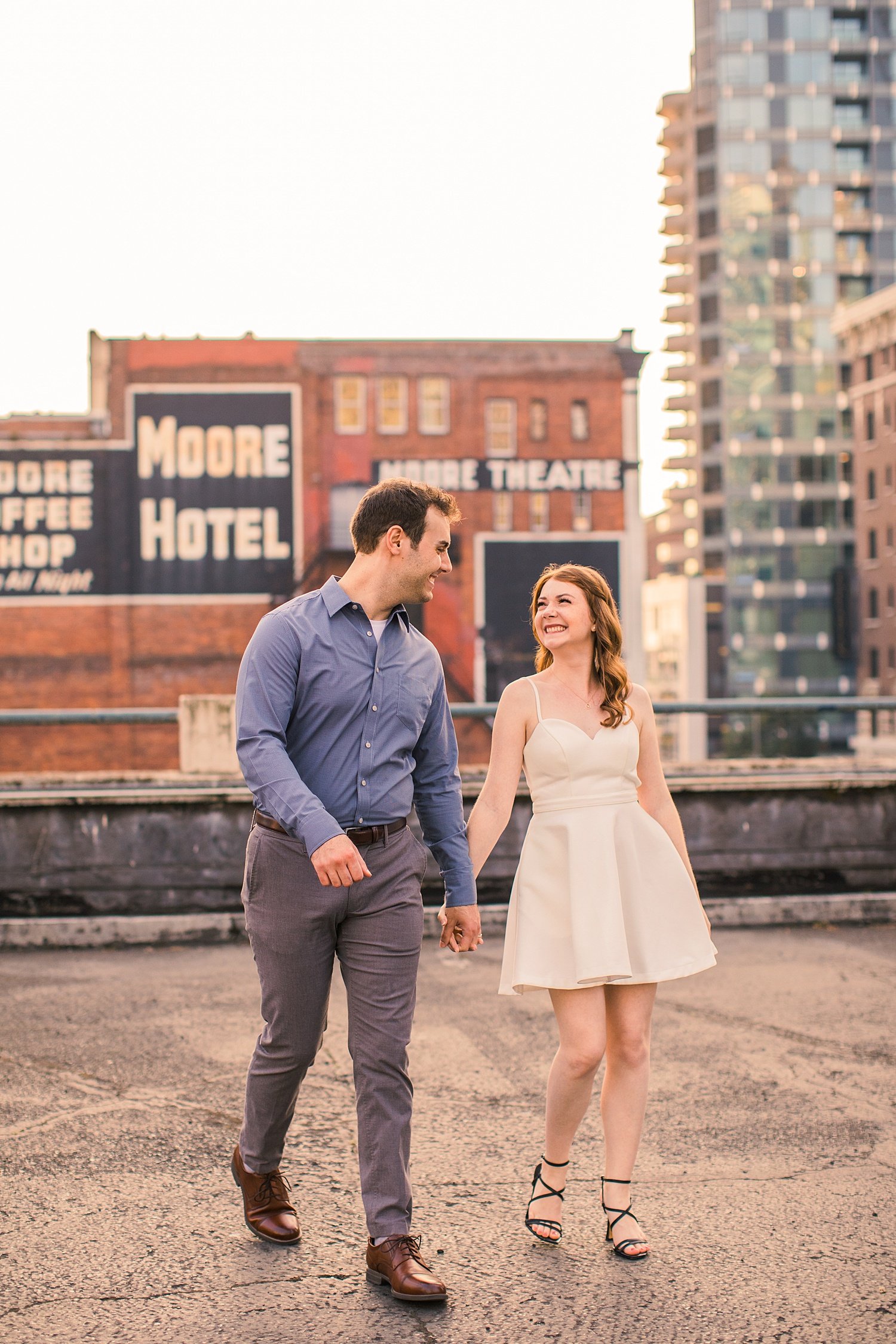 seattle-engagement-session-pike-place-rooftop_0428.jpg