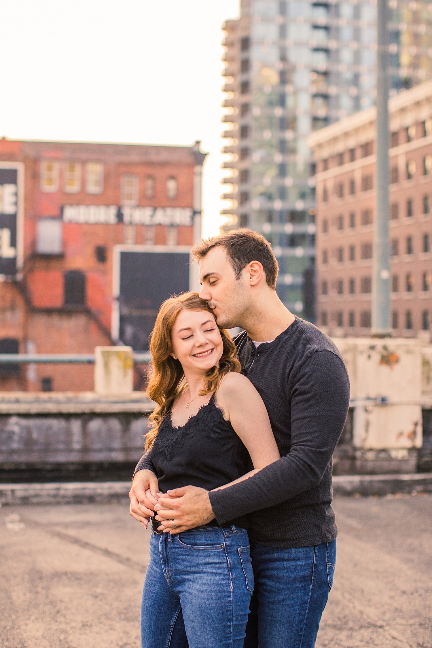 seattle-engagement-session-pike-place-rooftop_0431.jpg