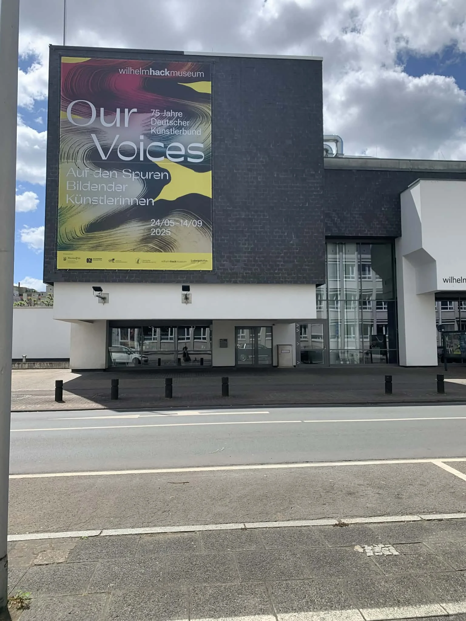 3.AUßENFASSADE. museum .jpg