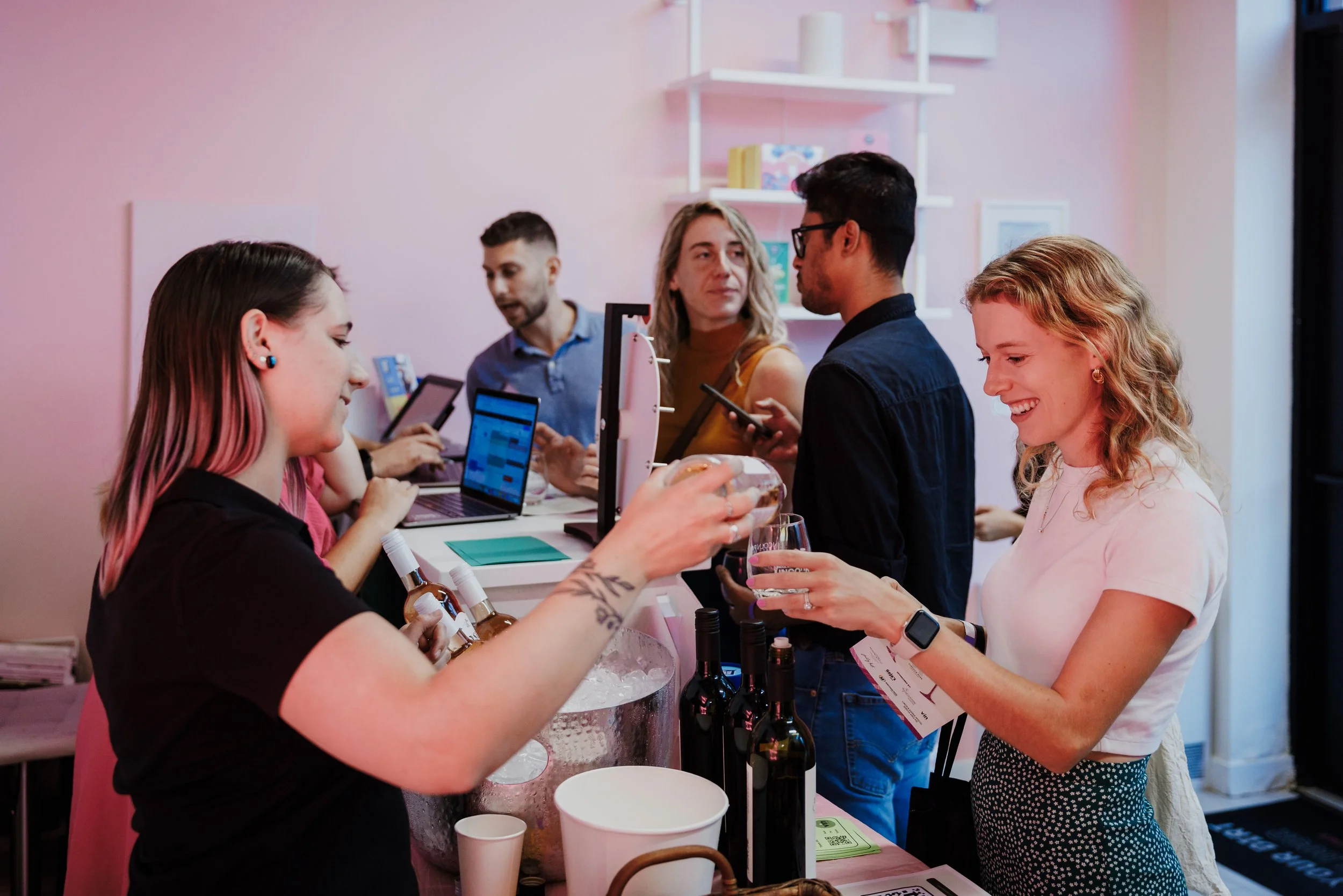 Sip & Stroll Along Lincoln Avenue with the Return of Uncorked!