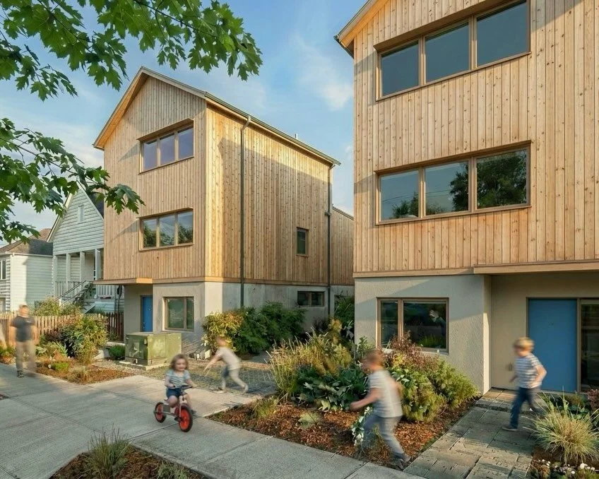 🏡 CentraLane

One of our contributions to Kelowna&rsquo;s Fast-Track Infill Housing program, CentraLane is a thoughtfully designed multiplex concept for Kelowna, organized around a refined courtyard typology with a central driveway approach. Six gen