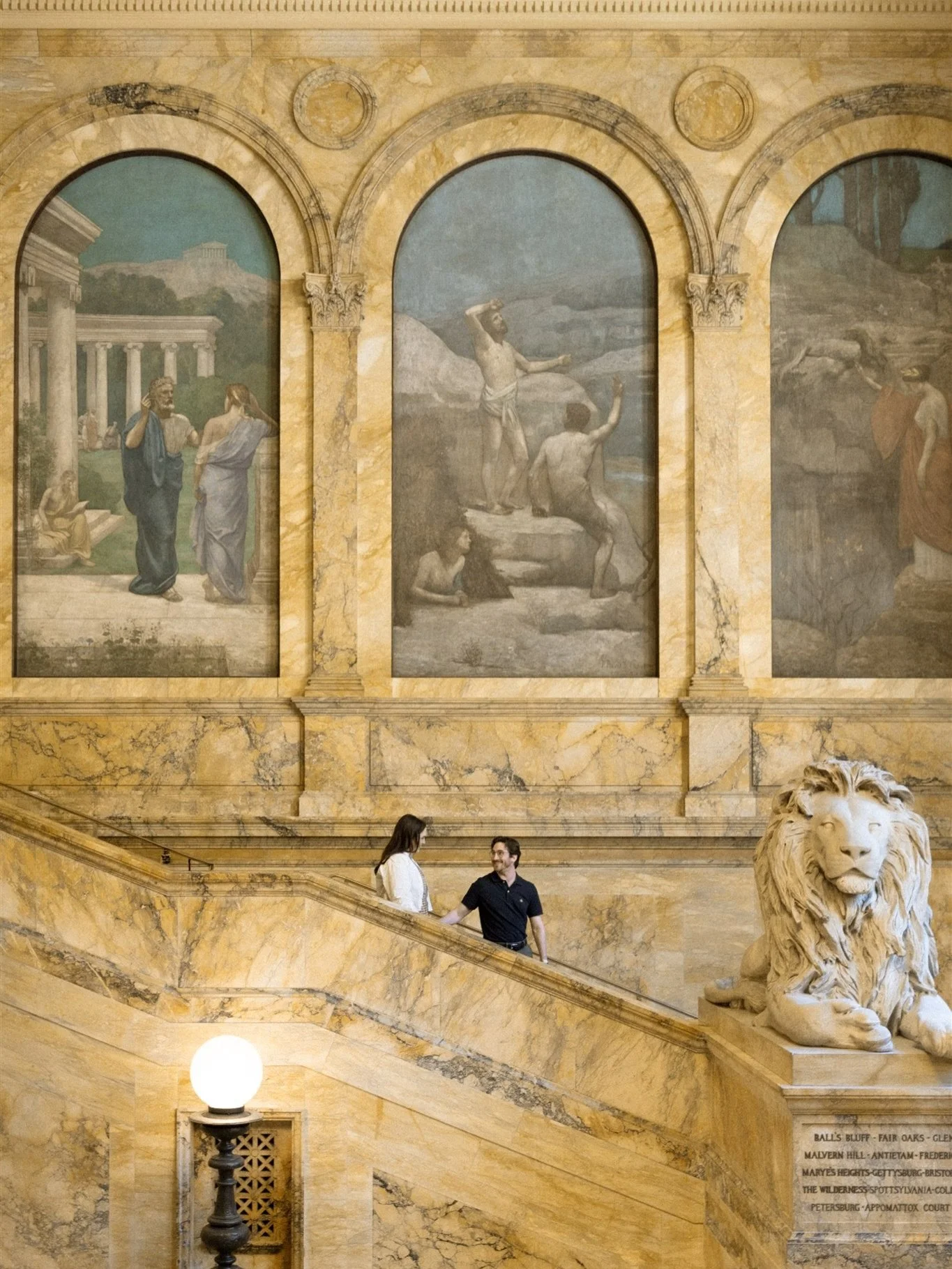 Love in Boston 💛 Cannot wait to photograph Annalise and Evan&rsquo;s wedding in Boston next year. ✨
&bull;
&bull;
&bull;
#destinationweddingphotographer #pensacolaphotographer #pensacolaweddingphotographer