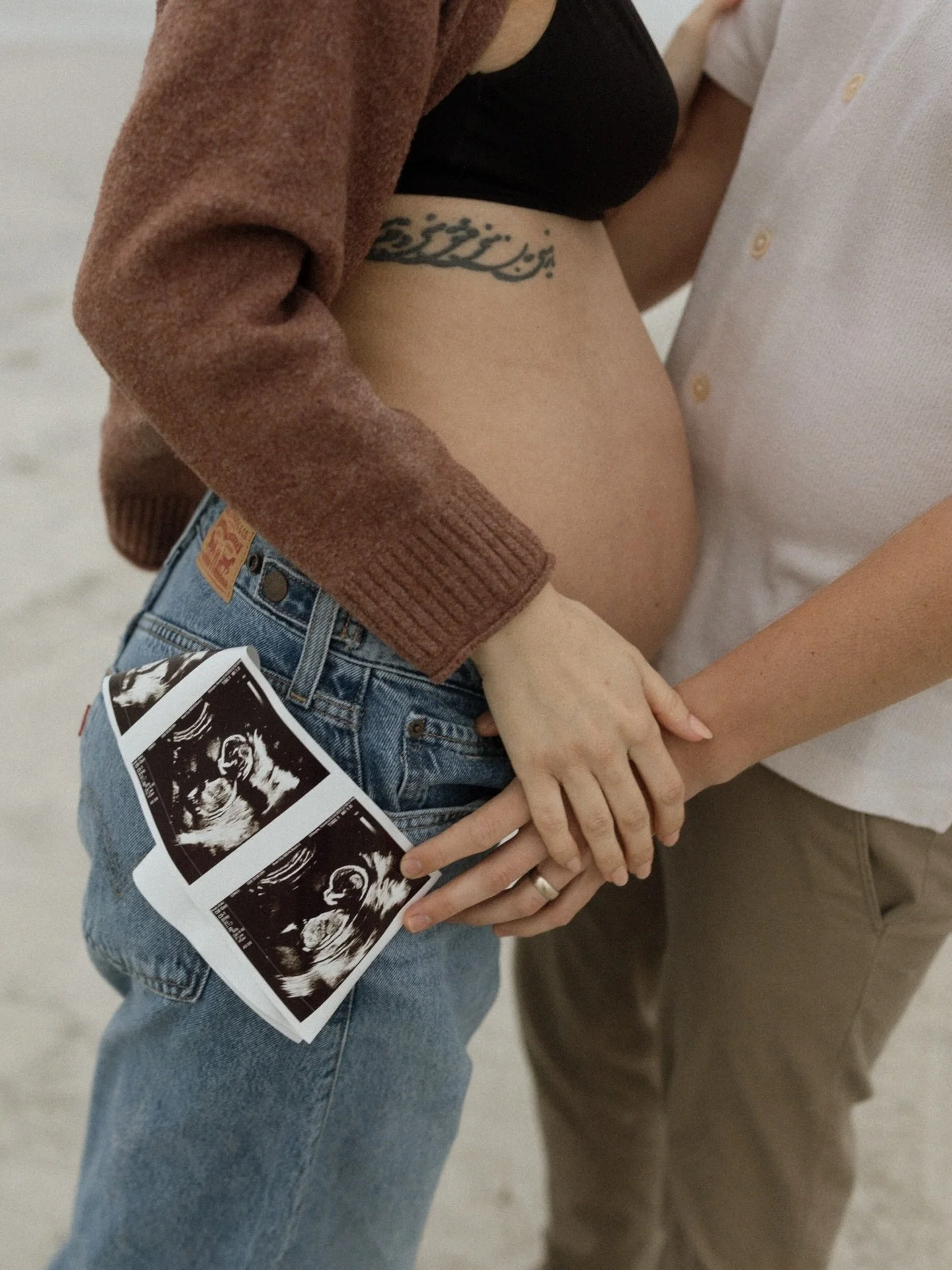 Anita and Nelson are going to be parents!!! And soon!!! 🥹💛✨