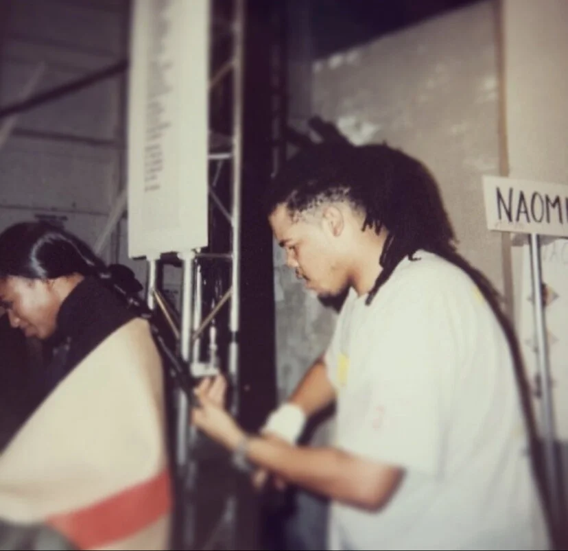 Chuckie Amos with Naomi Campbell. Hair by Chuckie Amos. Image courtesy of Chuckie Amos.