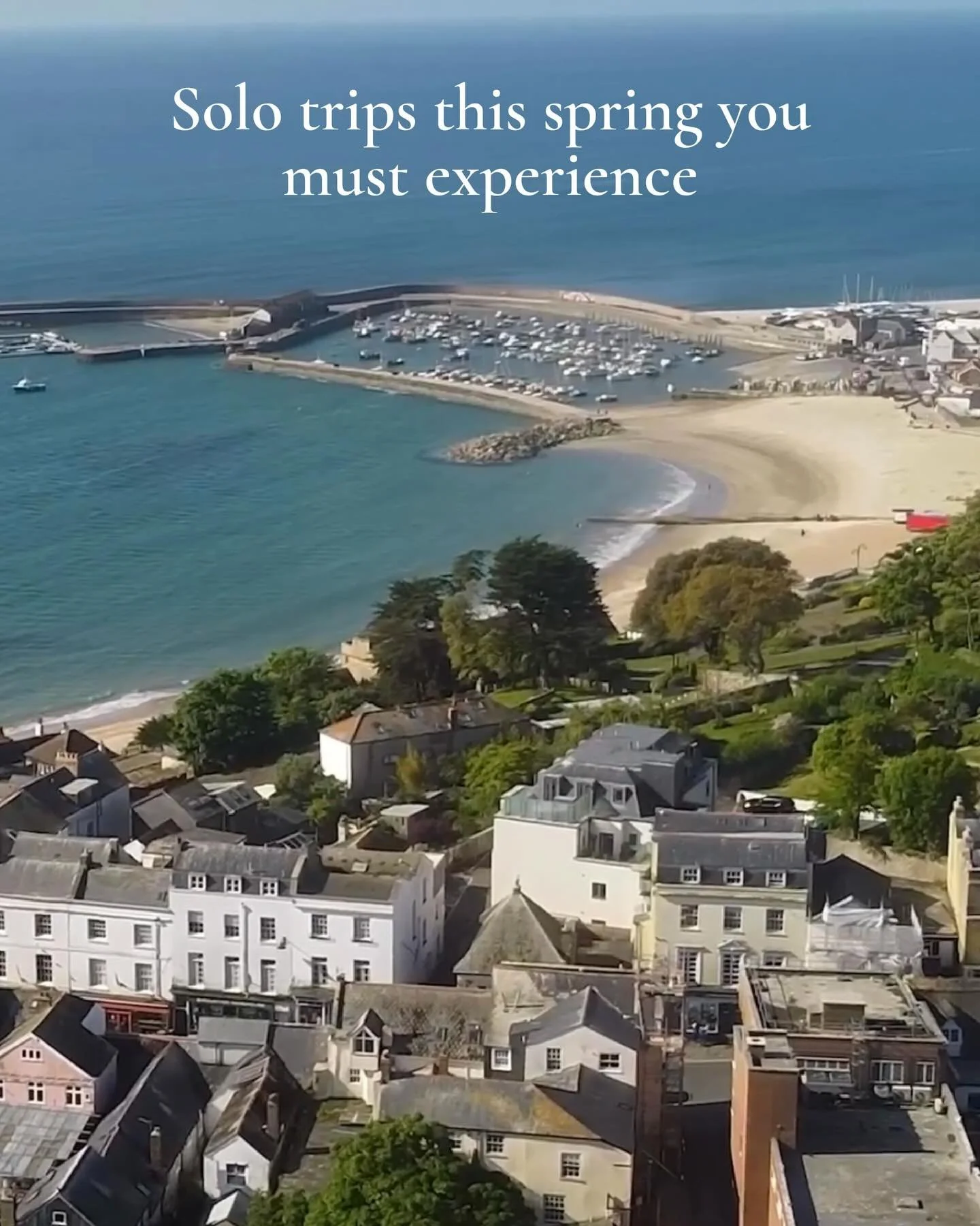 Longer days, quieter streets, and that fresh sea air that clears your head in minutes.

Spring in Lyme Regis is all about slow mornings, peaceful coastal walks, fossil hunting along the shore, and coffee stops without the crowds. 

It&rsquo;s the sea