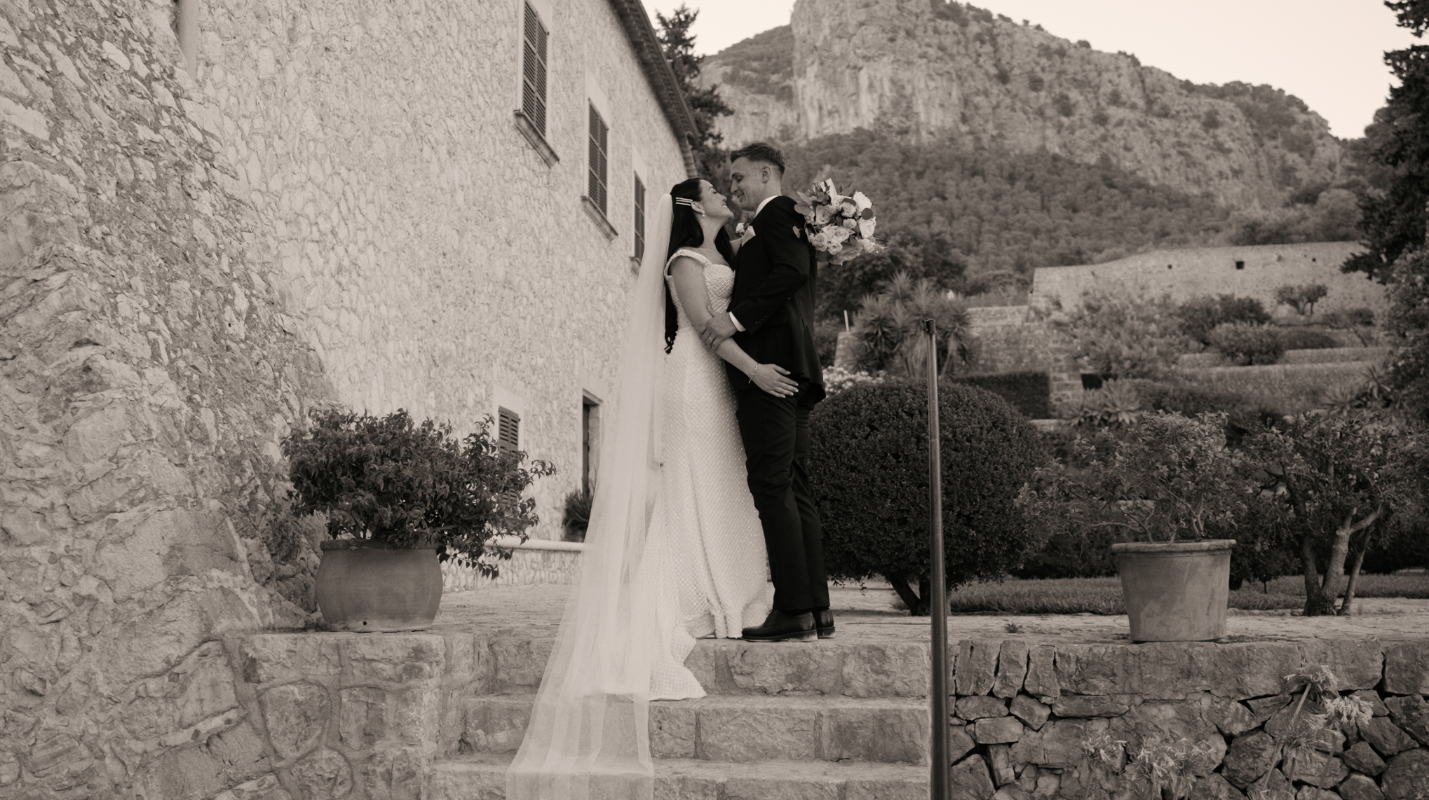 Mallorca Wedding Film 2023-02-12 a las 11.06.33.png