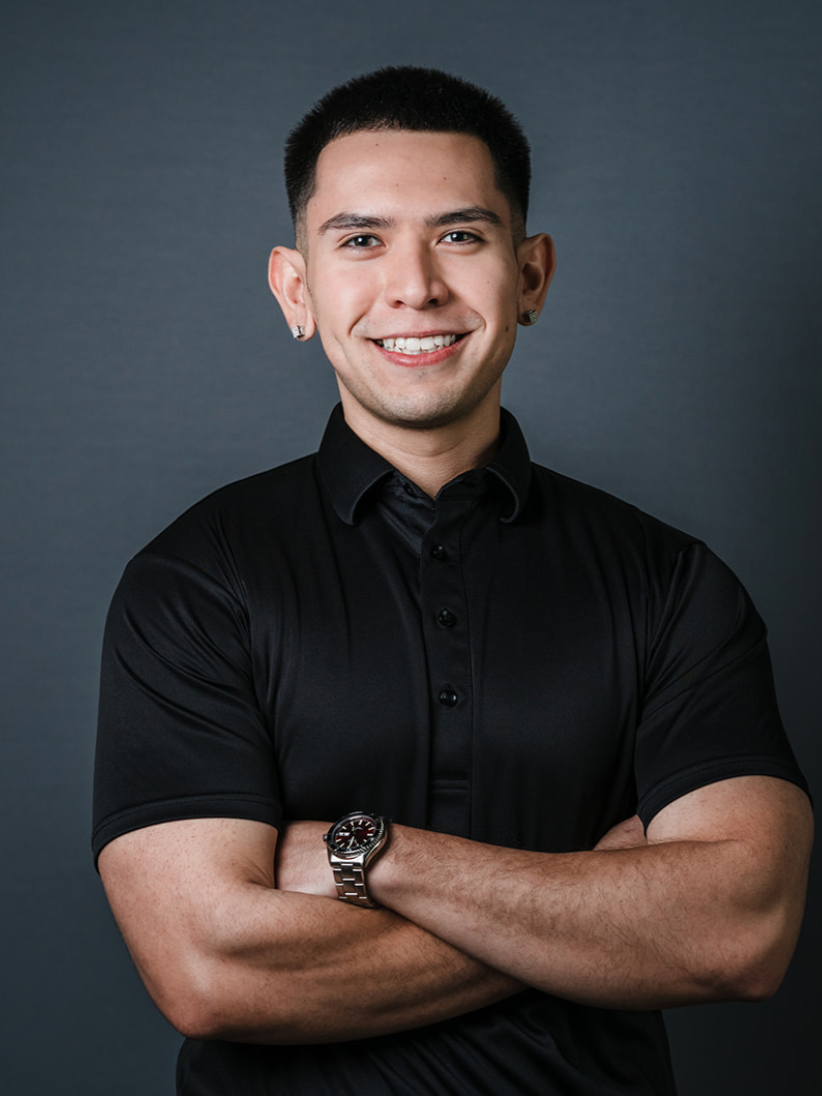 Headshot-Photographer-Pueblo-CO+2025+Luis.A+01.png