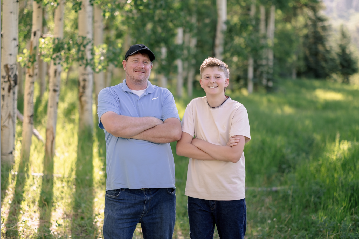 Family-Photographer-Pueblo-CO 2026.06 Berry 02.PNG