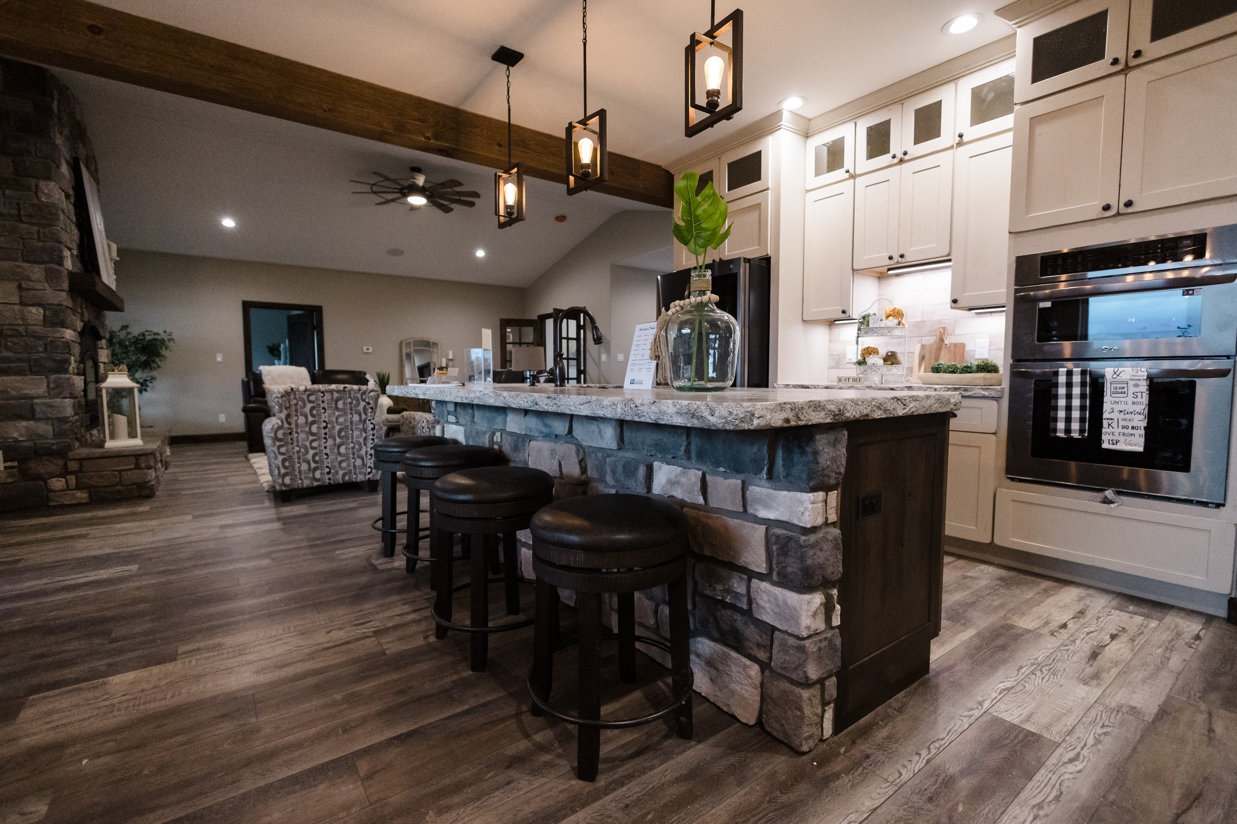 Legan - ParadeofHomes-40.jpg
