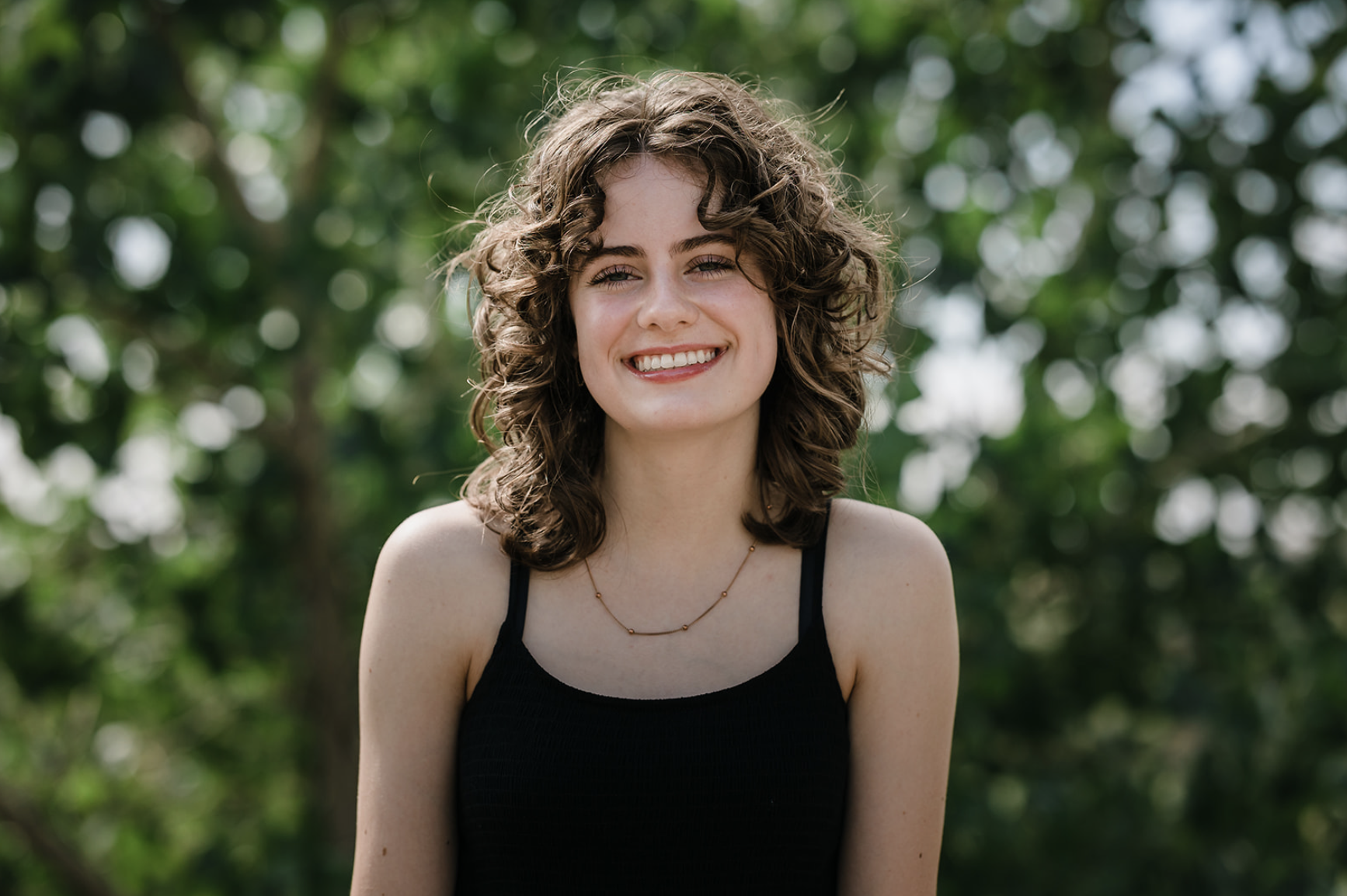 Senior-Photos-Pueblo-Anticline-Lake Tanna Burns 11.png