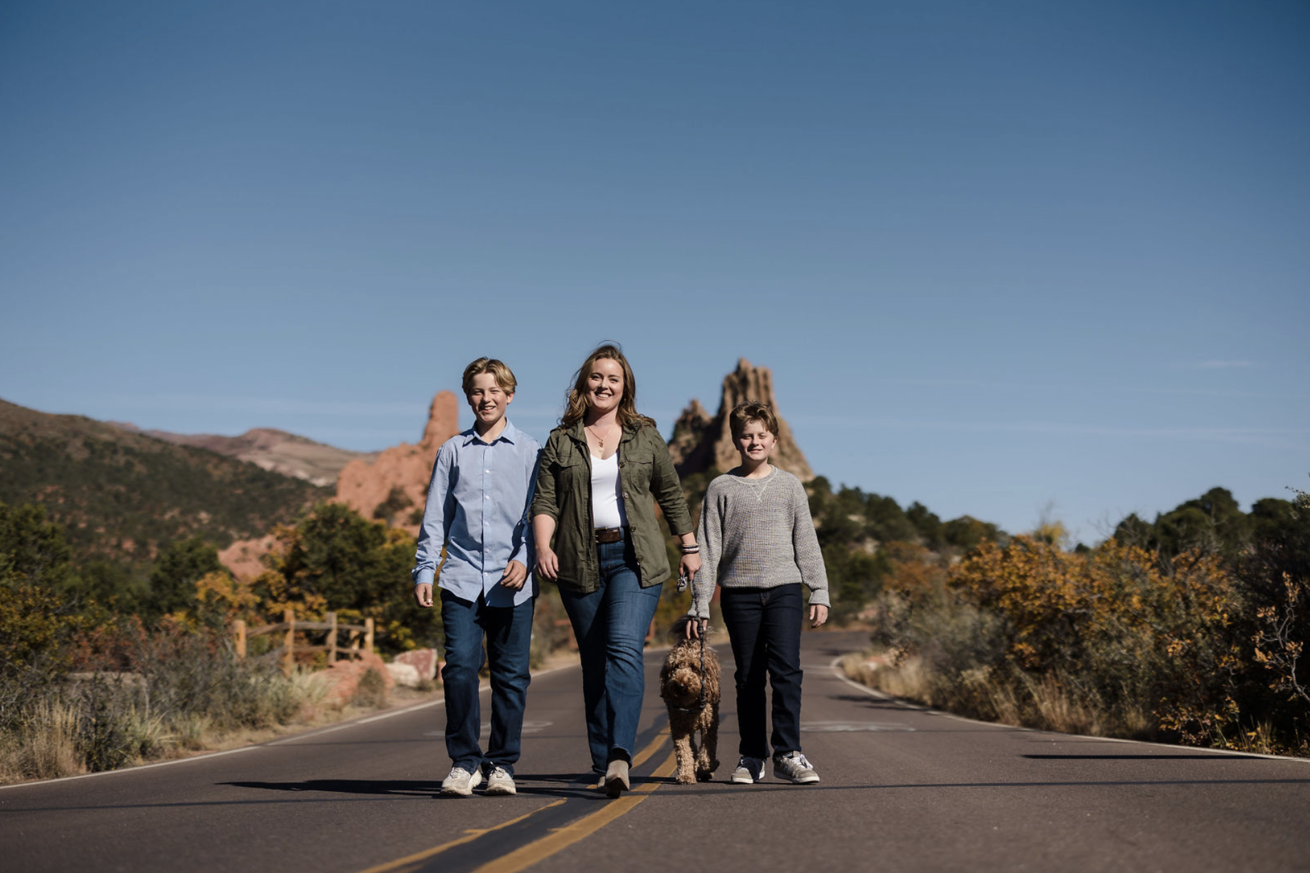 Family-Photos-Garden-of-the-Gods-Colorado Goolsby 2022 01.png