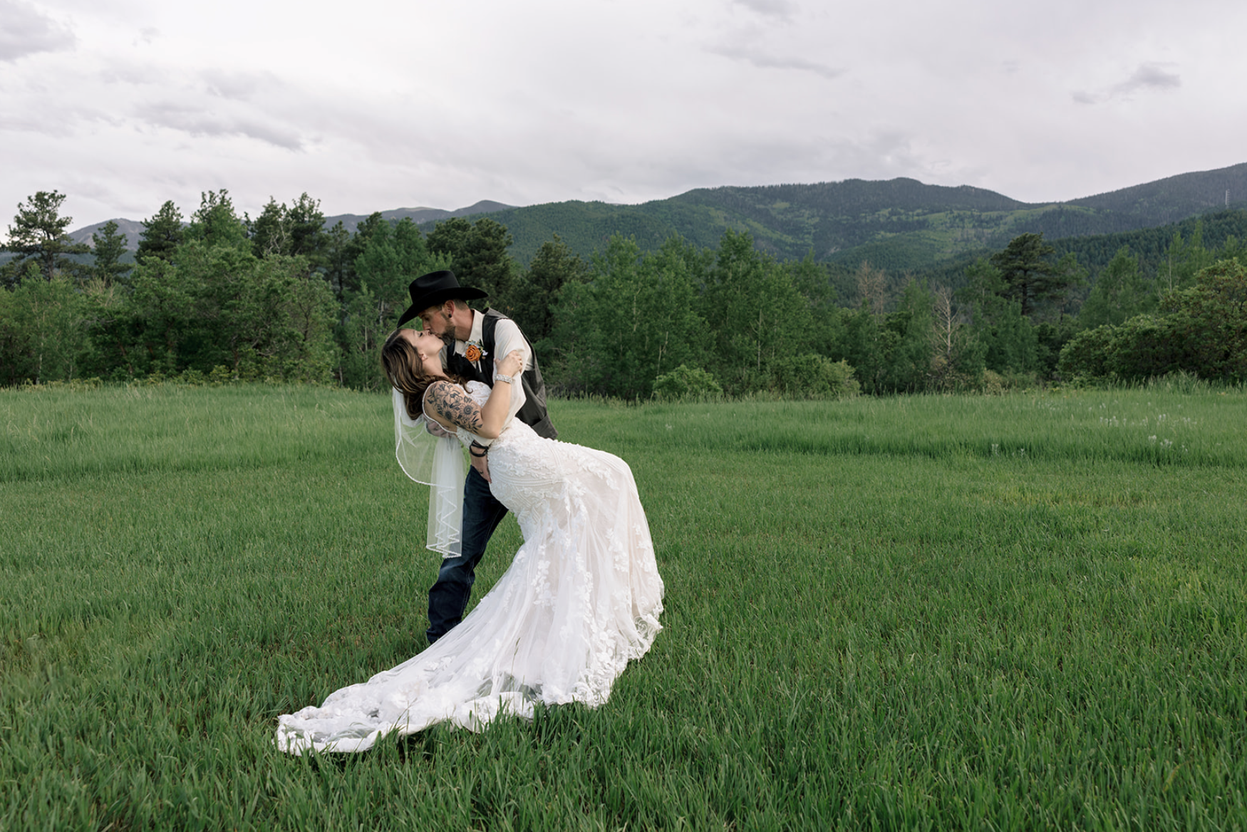 Wedding-Photos-Pueblo-CO 2025 Bunting 03.png