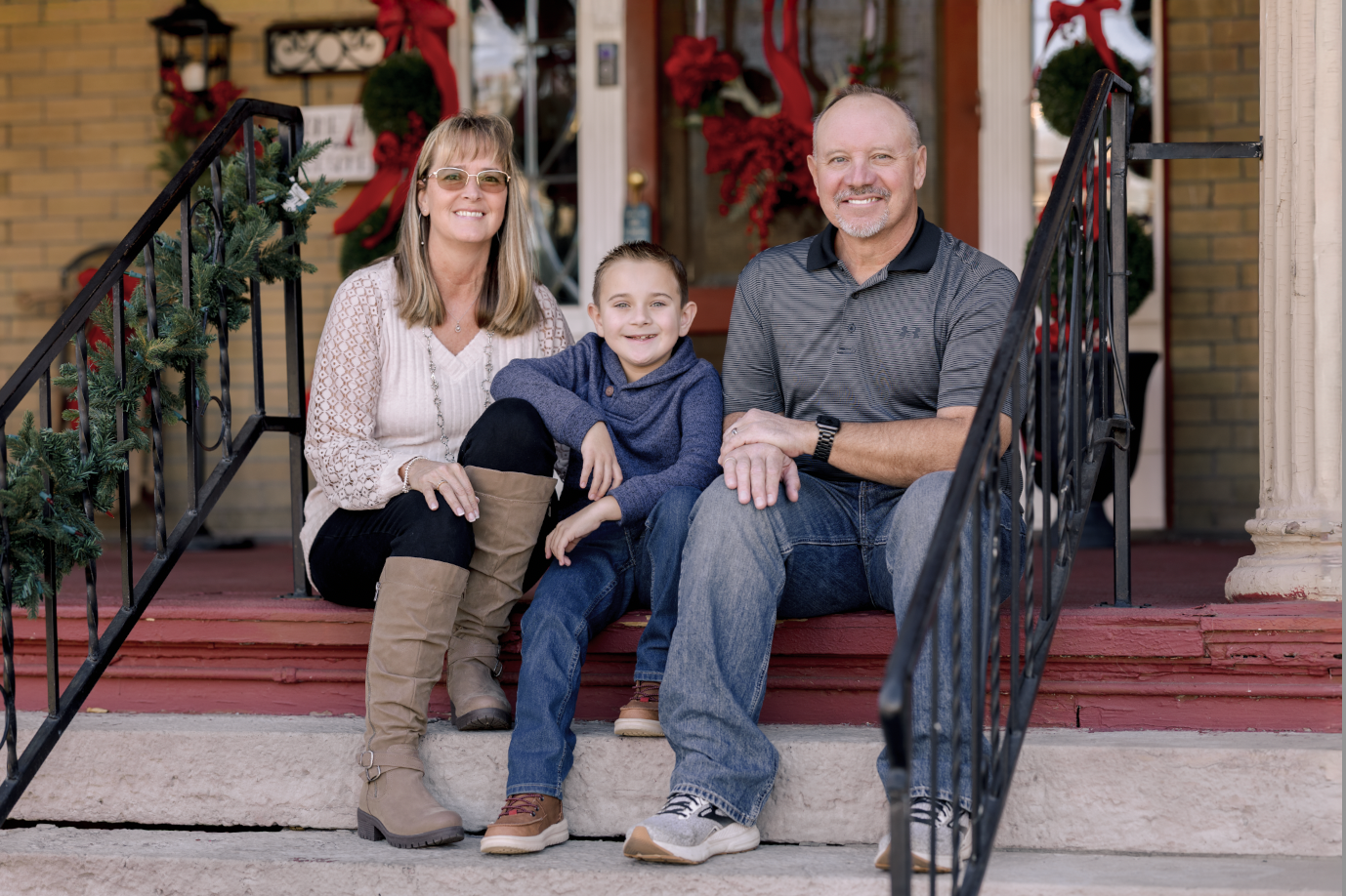 Holiday-Photographer-Pueblo-CO 2025 Calhoun 03.png