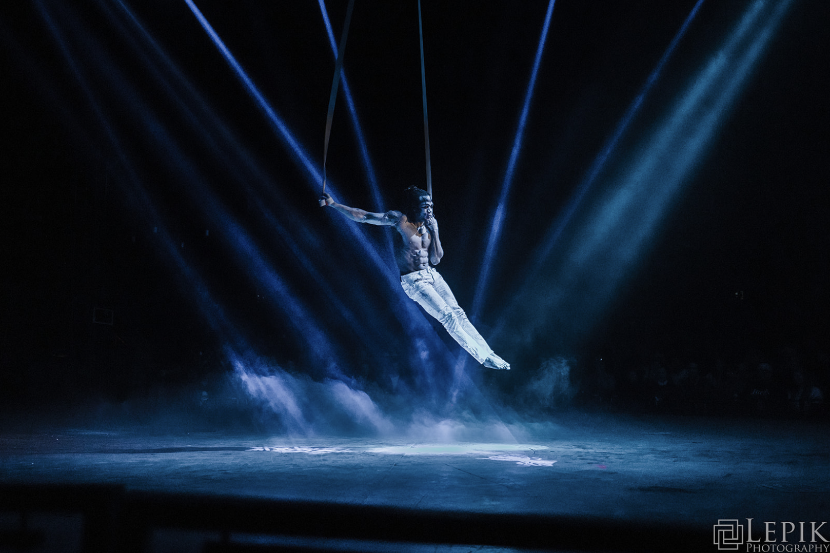 Lepik-Photography-Paranormal-Cirque 2024 20.png