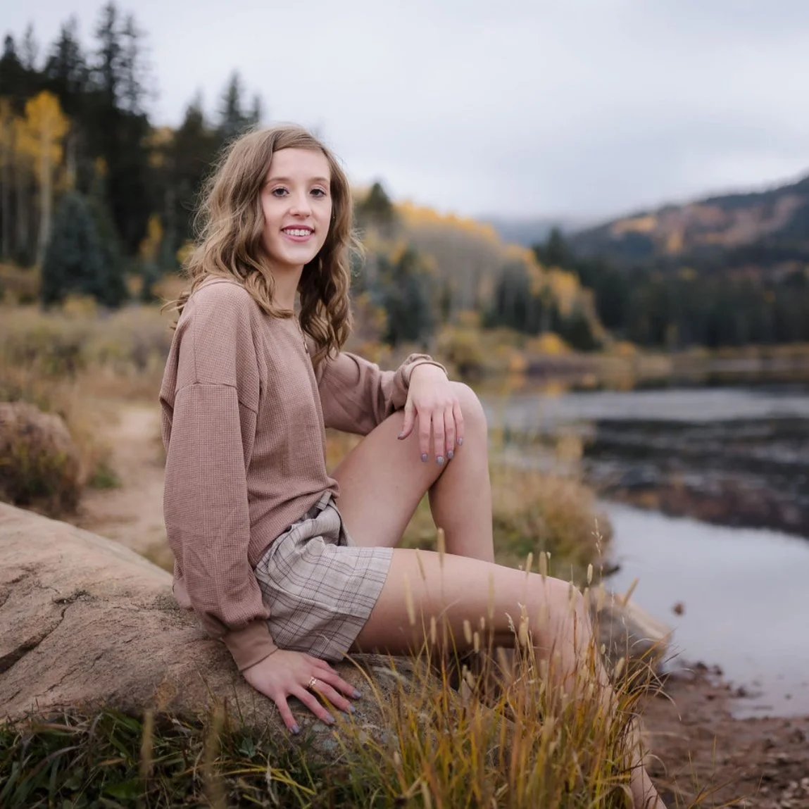 Senior-Photos-San-Isabel-Lake Haylee Clark 2022 01.jpg