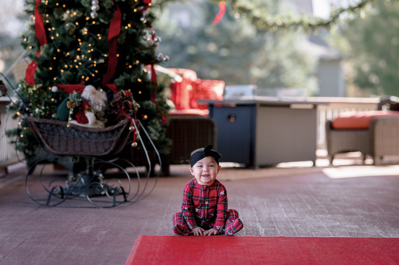 Holiday-Photographer-Pueblo-CO 2025 Rael 05.png