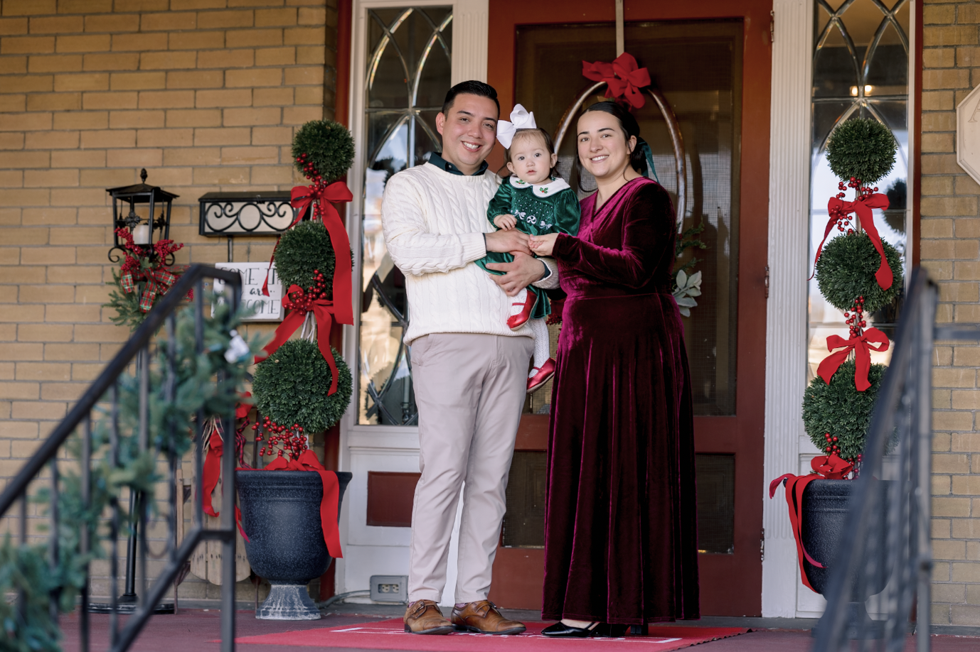 Holiday-Photographer-Pueblo-CO 2025 Mondragon 01.png