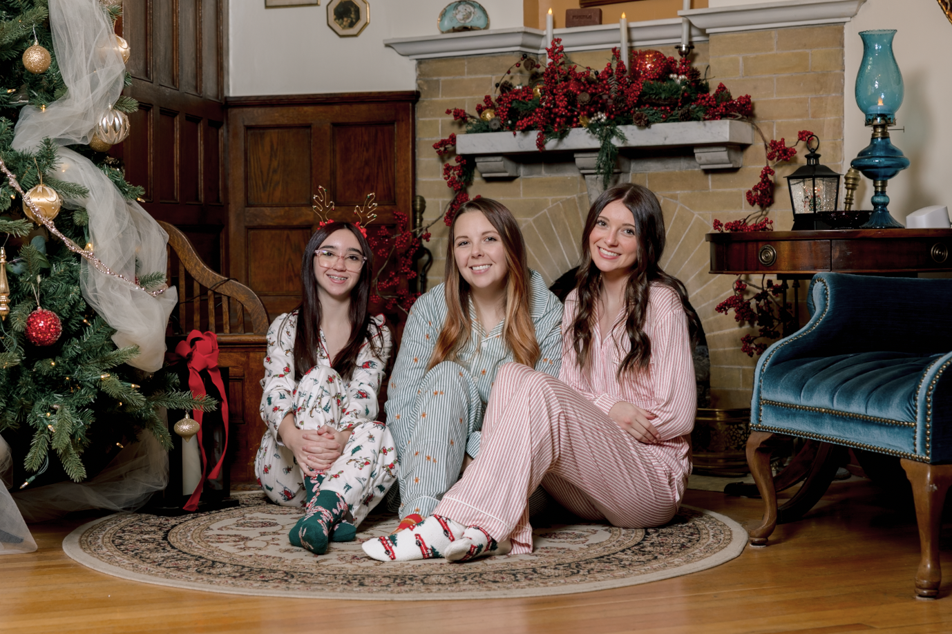 Holiday-Photographer-Pueblo-CO 2025 Breece 02.png