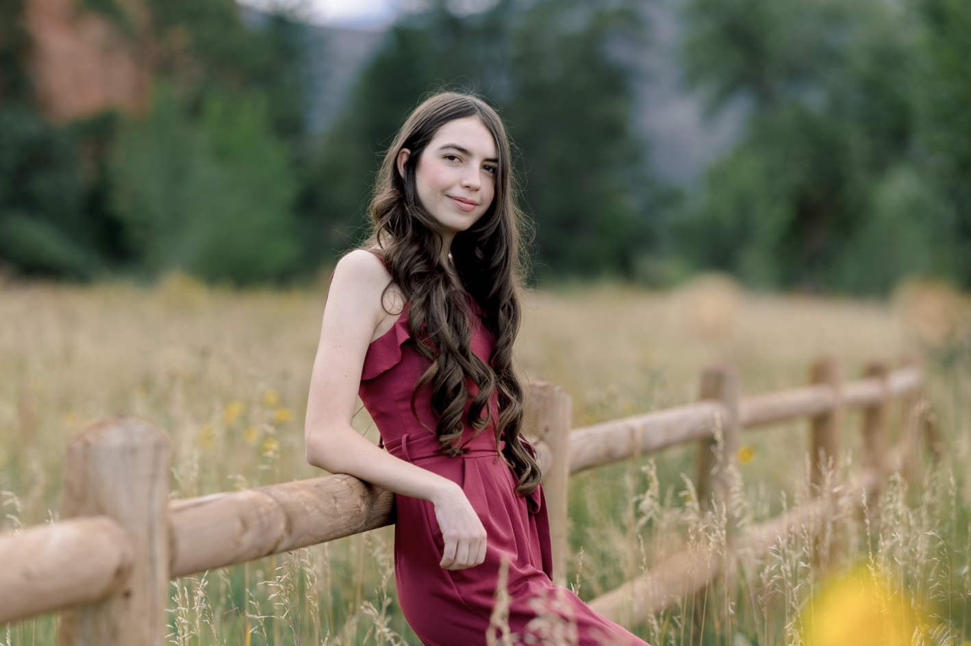 Senior-Photographer-Pueblo-CO 2025.09 Ariana.S 06.png