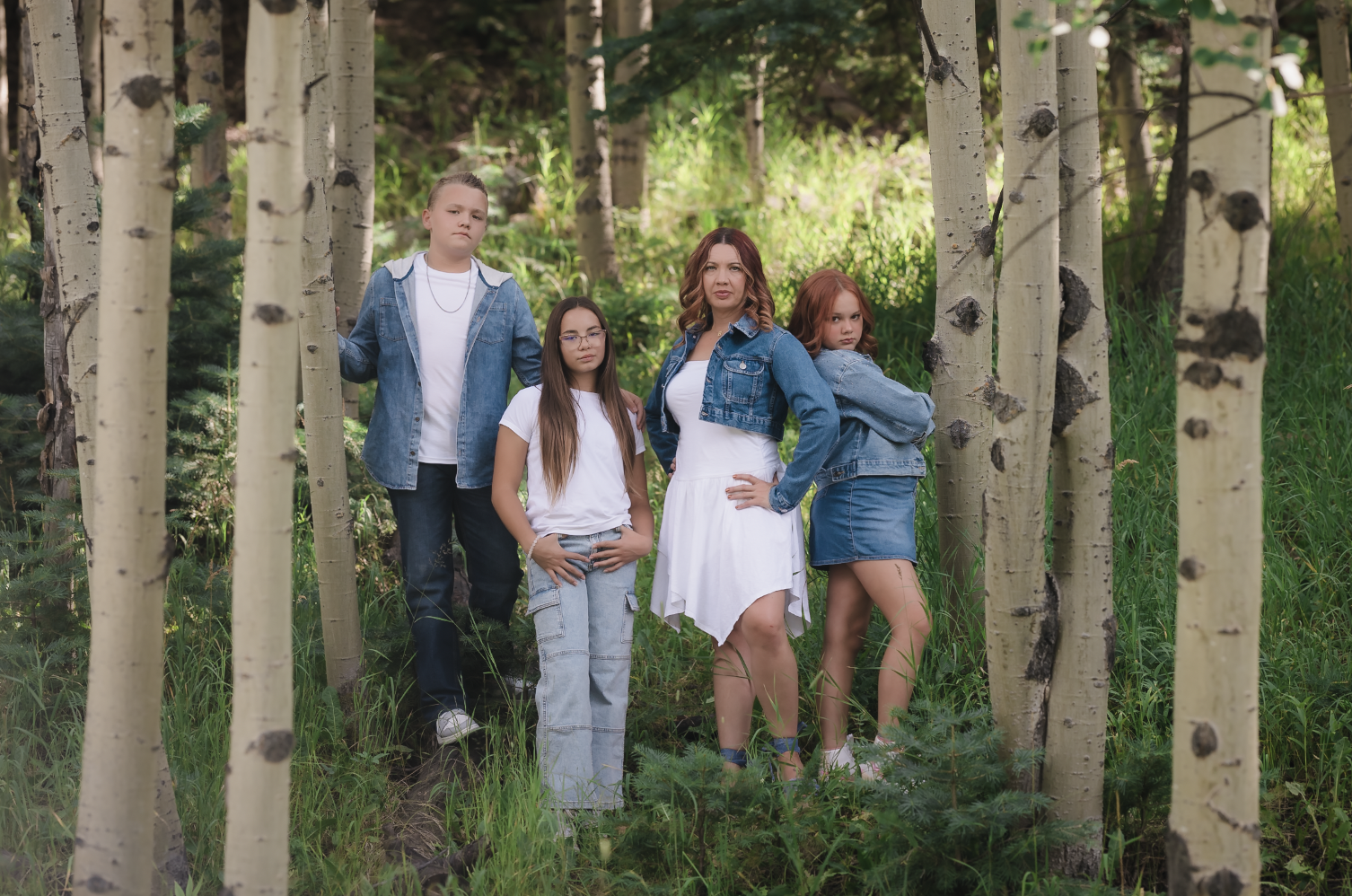 Family-Photos-Pueblo-CO 2024 Peterson 01.png