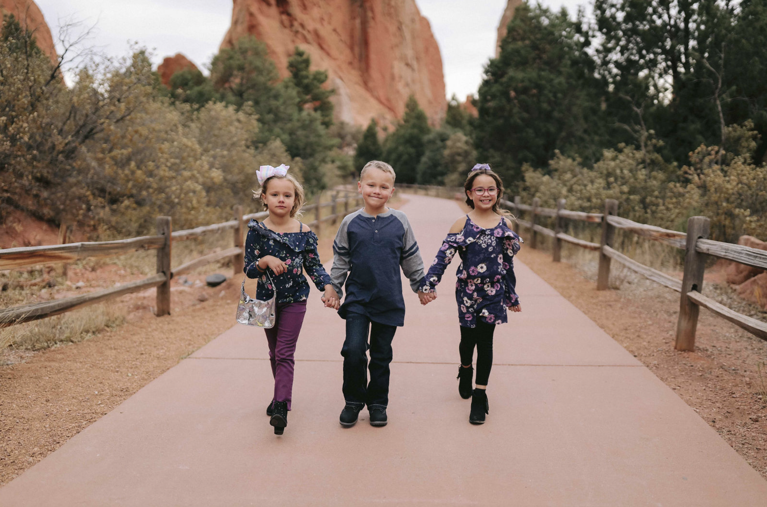 Family-Photos-Garden-of-the-Gods-Colorado Peterson 2019 01.png