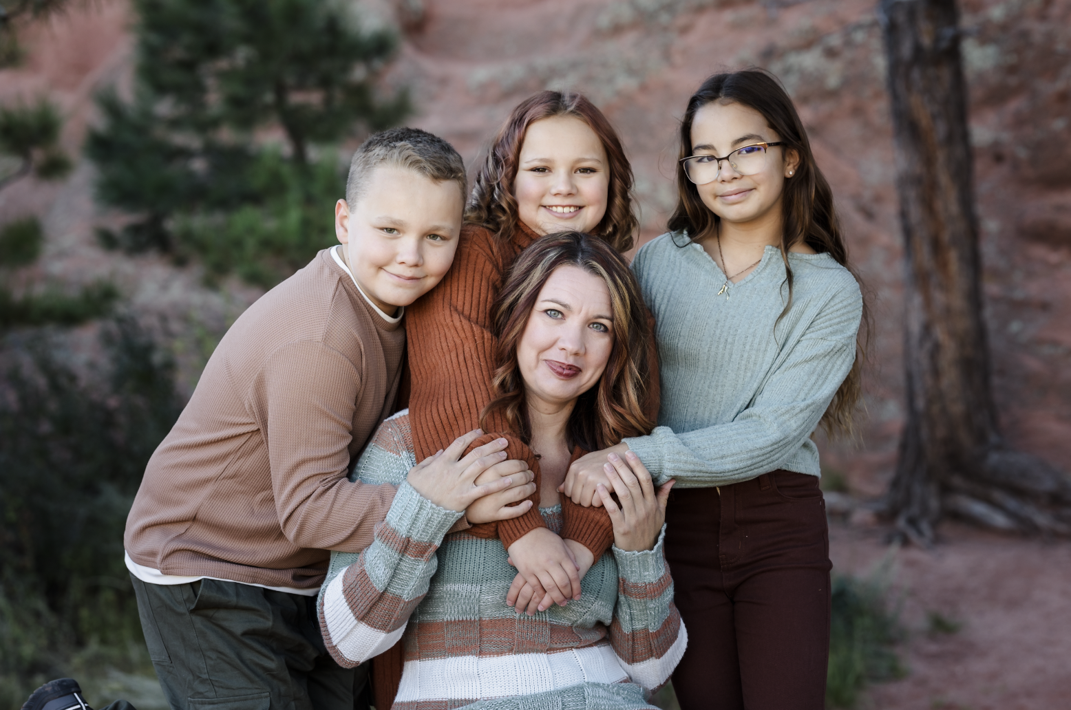 Family-Photographer-Pueblo-CO 2023 Peterson 01.png